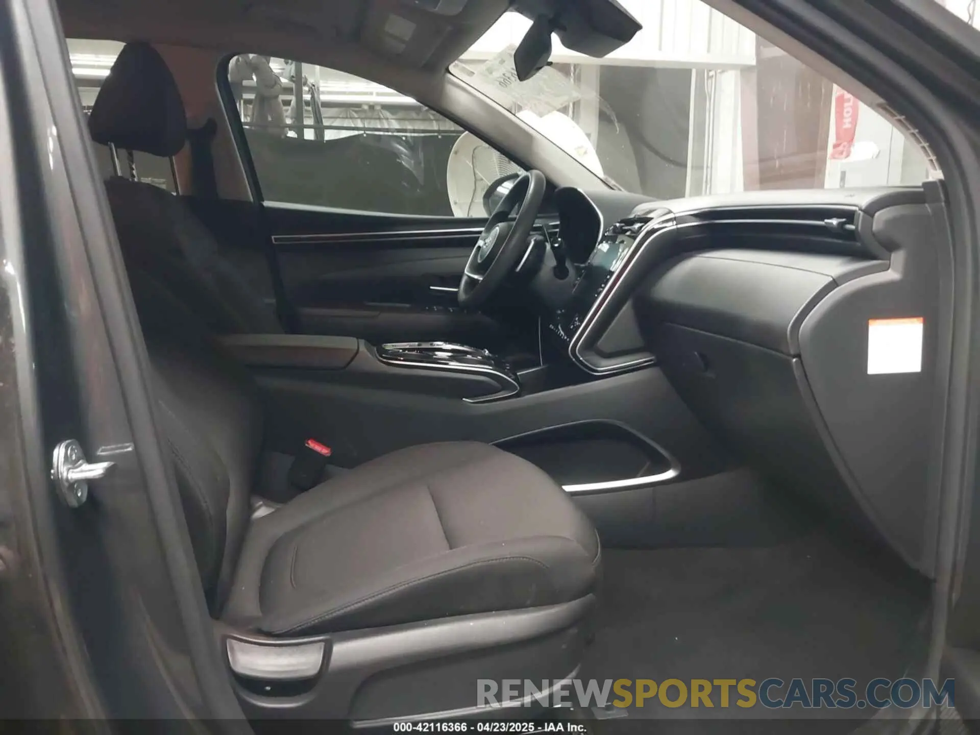 5 Photograph of a damaged car KM8JBCA14PU100284 HYUNDAI TUCSON HYBRID 2023