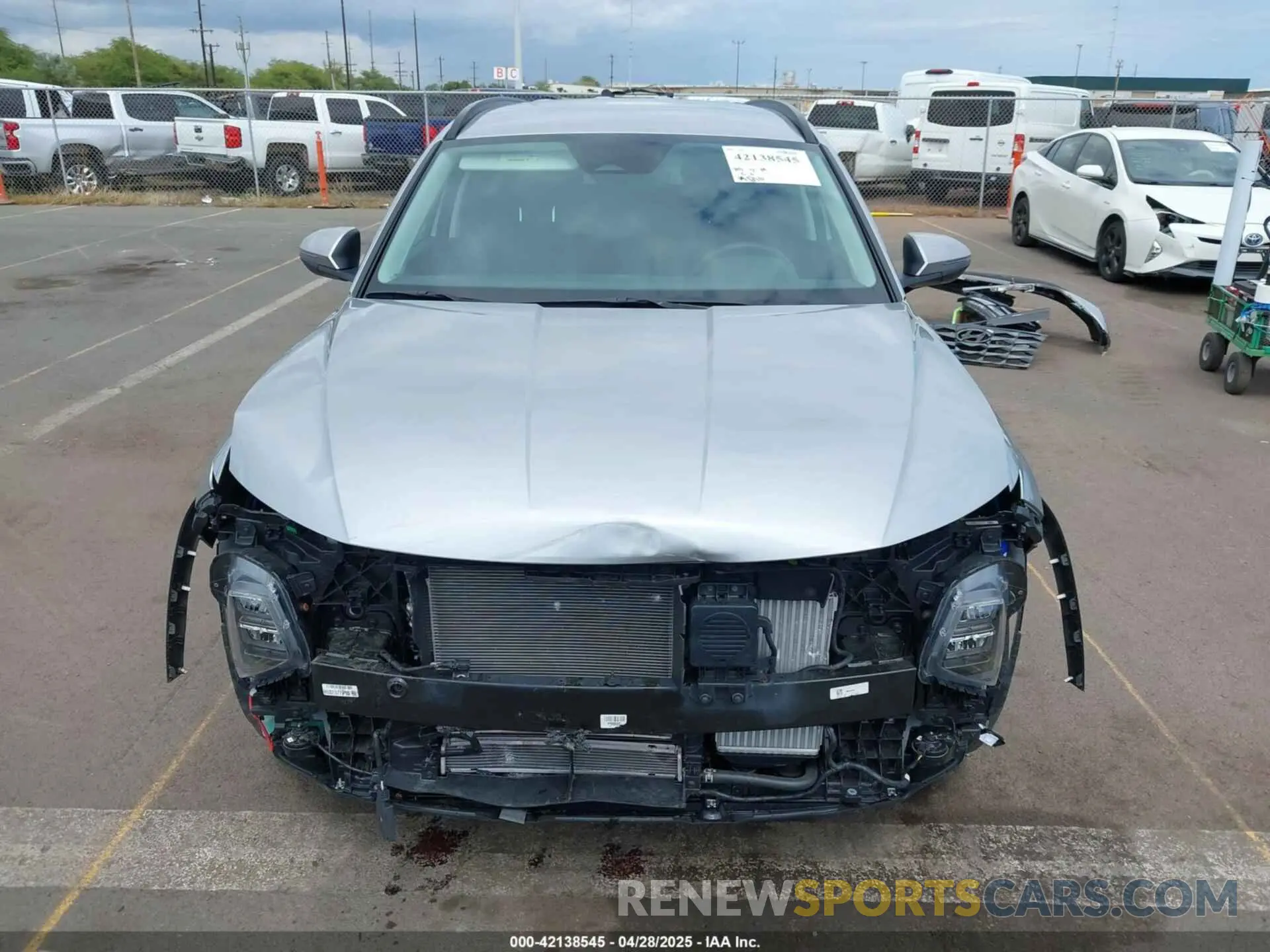 13 Photograph of a damaged car KM8JBCA16PU097422 HYUNDAI TUCSON HYBRID 2023