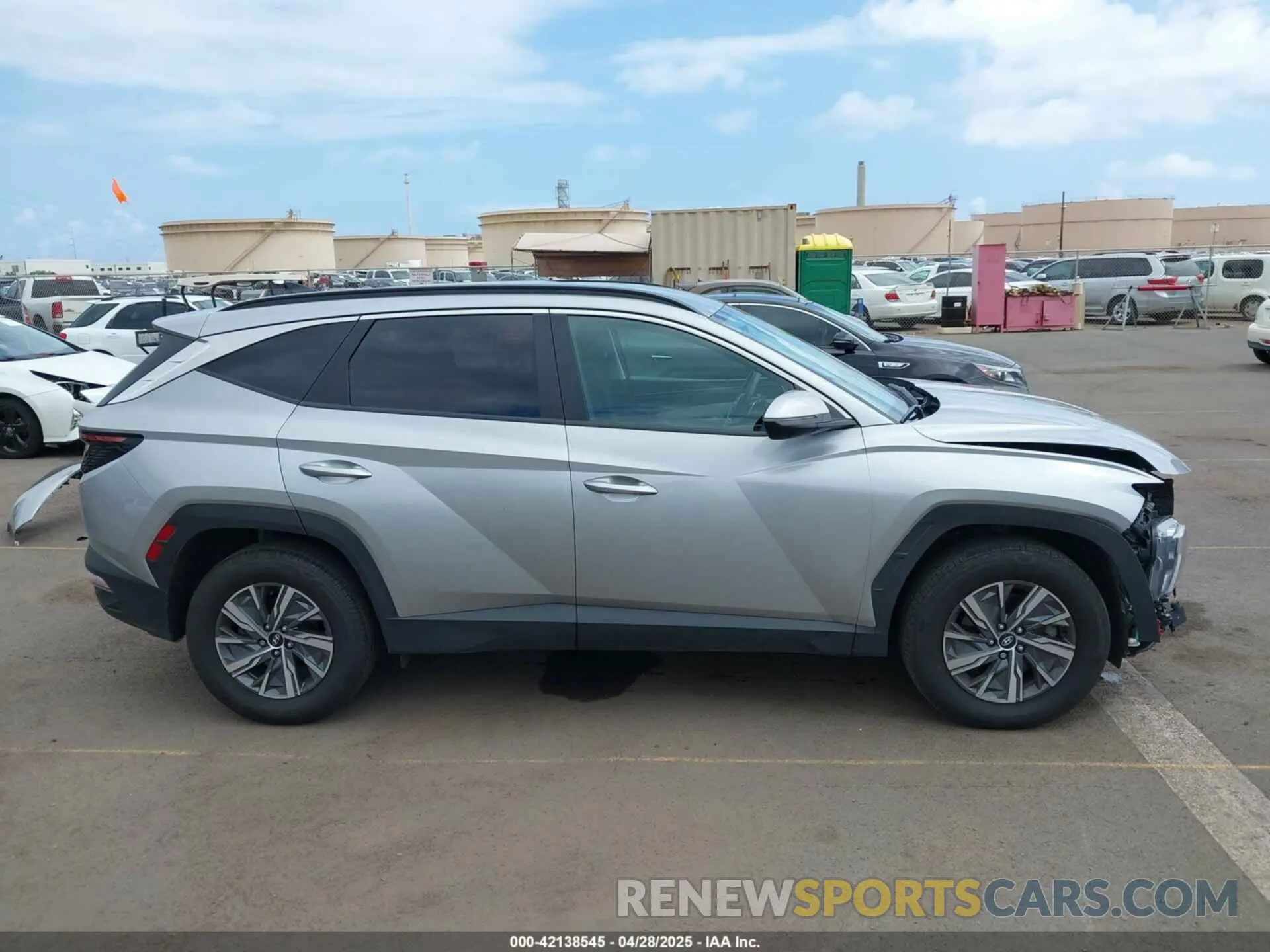 14 Photograph of a damaged car KM8JBCA16PU097422 HYUNDAI TUCSON HYBRID 2023