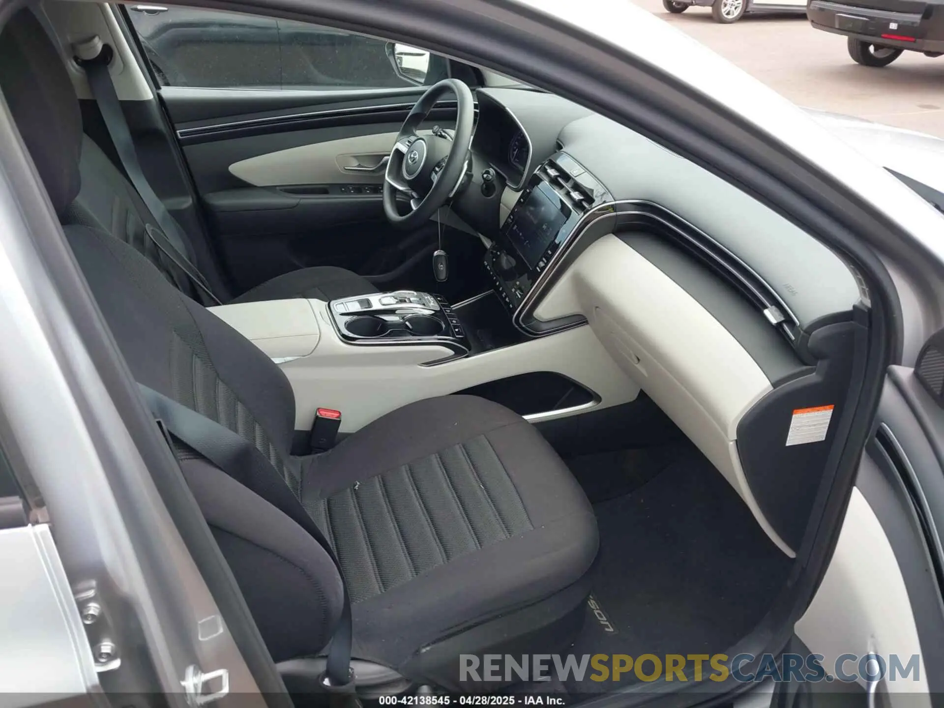 5 Photograph of a damaged car KM8JBCA16PU097422 HYUNDAI TUCSON HYBRID 2023
