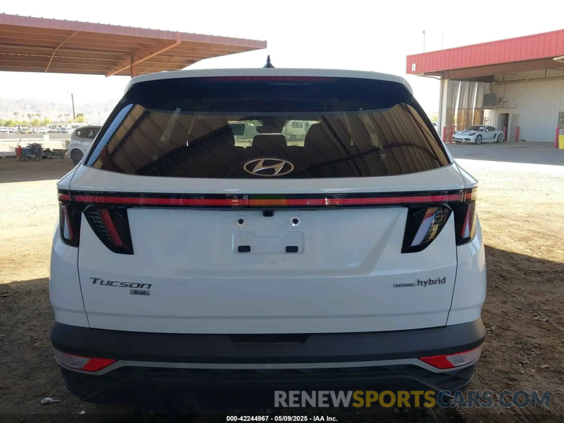 17 Photograph of a damaged car KM8JBCA19PU096801 HYUNDAI TUCSON HYBRID 2023