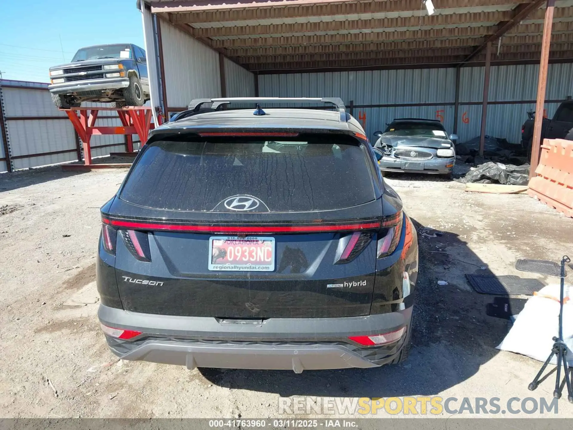 17 Photograph of a damaged car KM8JECA15PU130059 HYUNDAI TUCSON HYBRID 2023