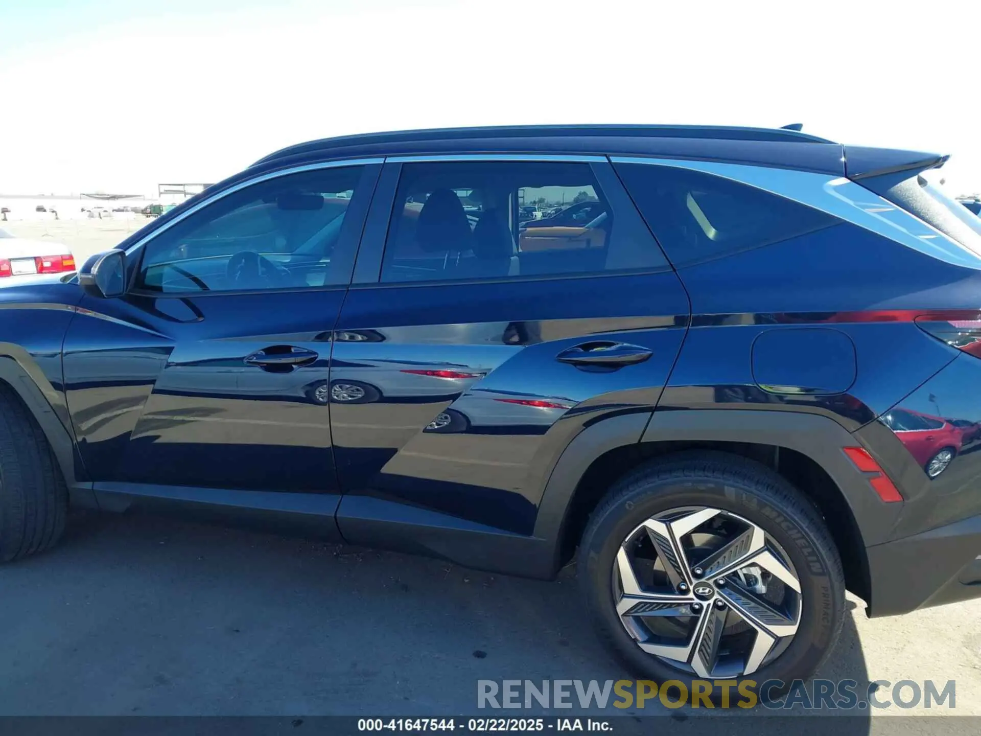 15 Photograph of a damaged car KM8JFCA10PU118687 HYUNDAI TUCSON HYBRID 2023