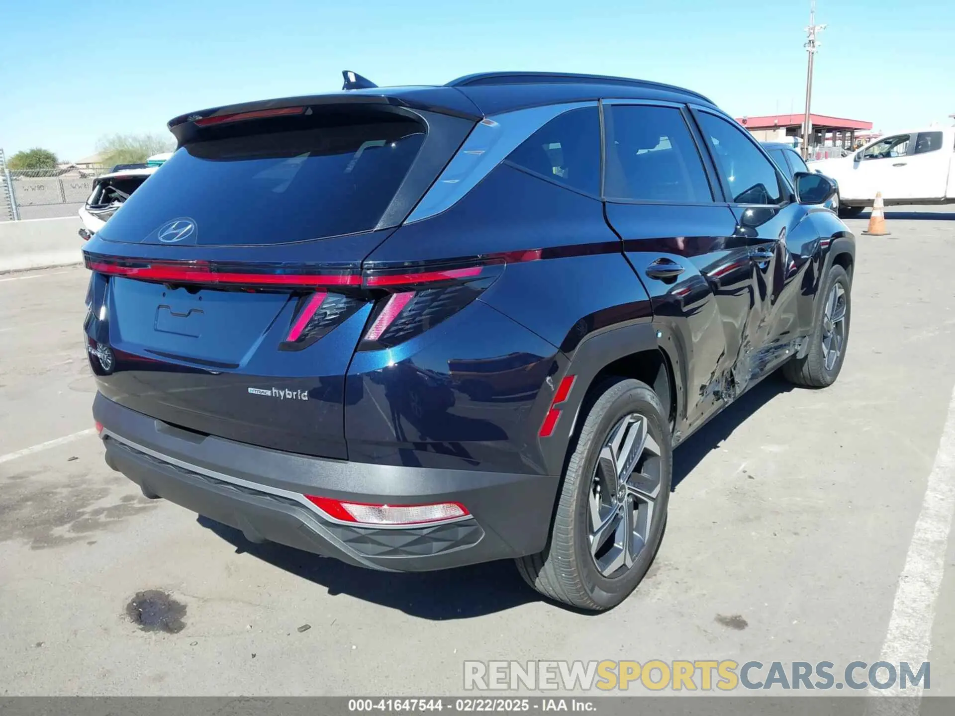 4 Photograph of a damaged car KM8JFCA10PU118687 HYUNDAI TUCSON HYBRID 2023