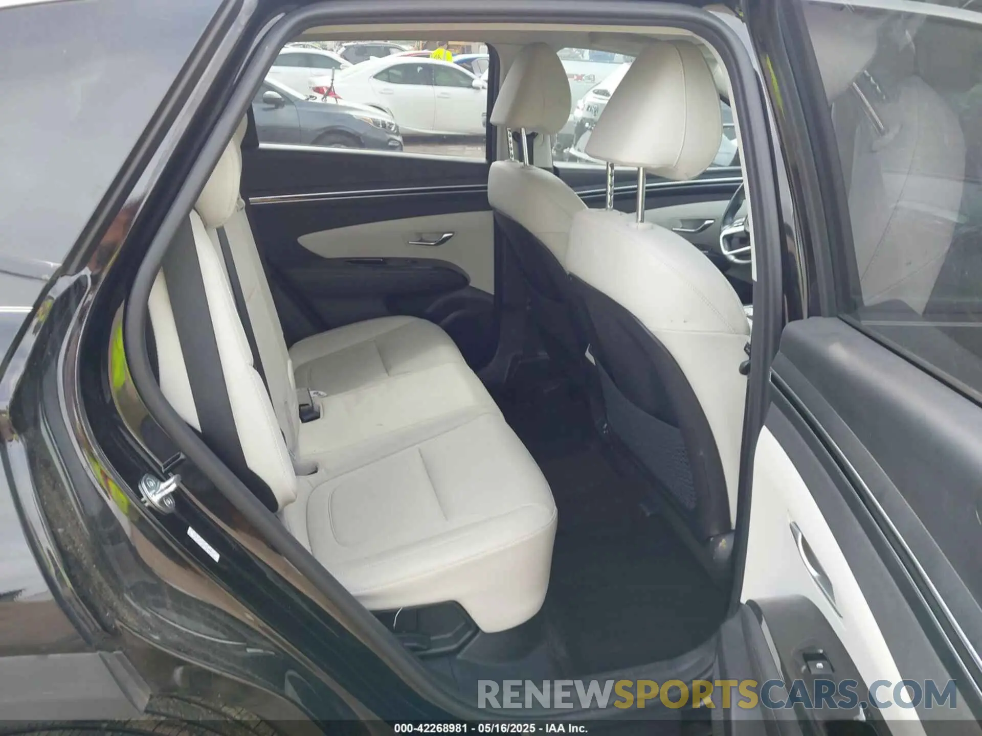 8 Photograph of a damaged car KM8JFCA12PU100014 HYUNDAI TUCSON HYBRID 2023