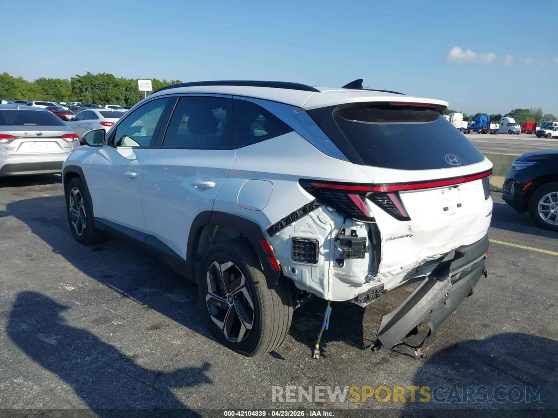 3 Photograph of a damaged car KM8JFCA13PU133071 HYUNDAI TUCSON HYBRID 2023