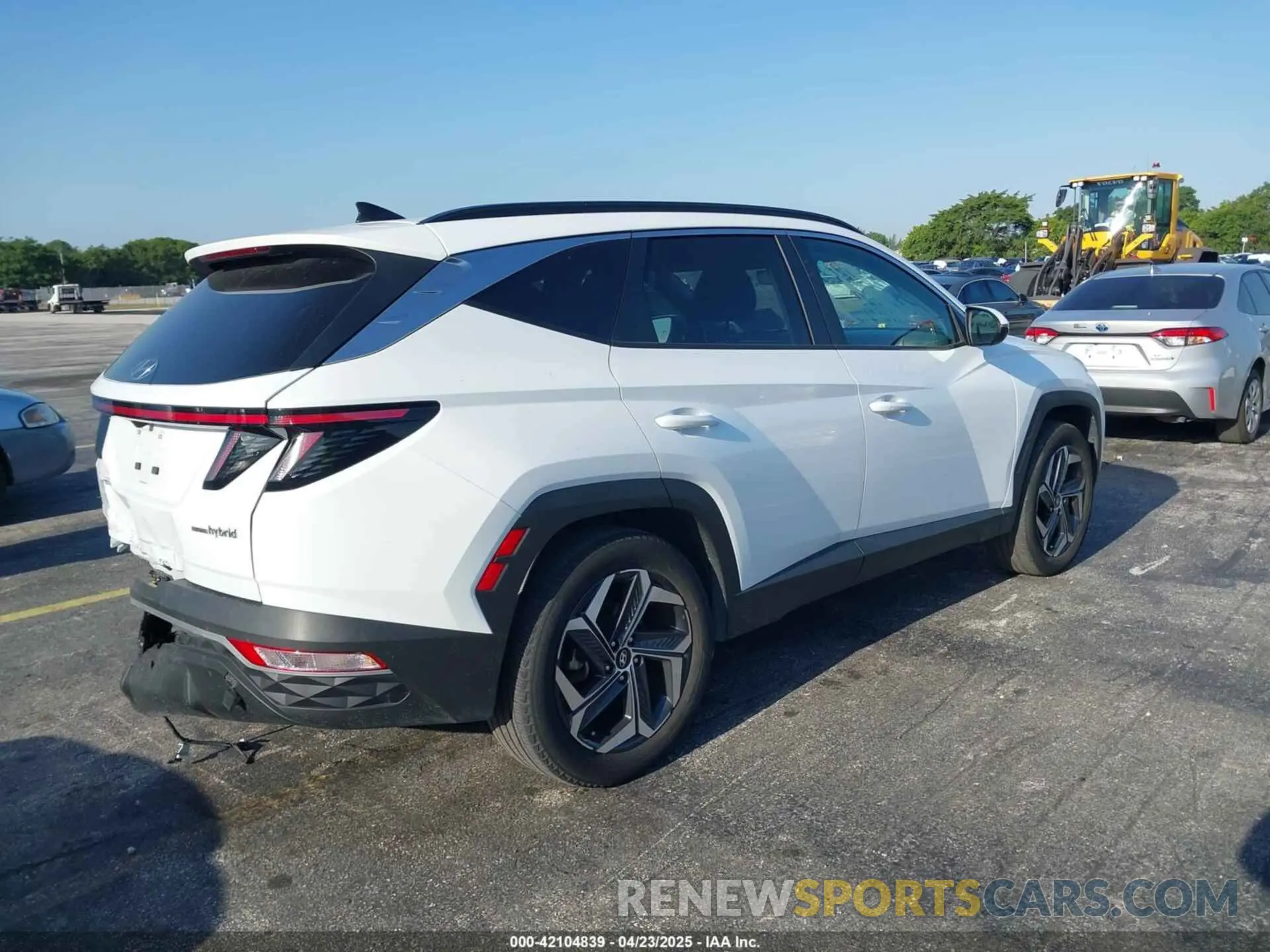 4 Photograph of a damaged car KM8JFCA13PU133071 HYUNDAI TUCSON HYBRID 2023