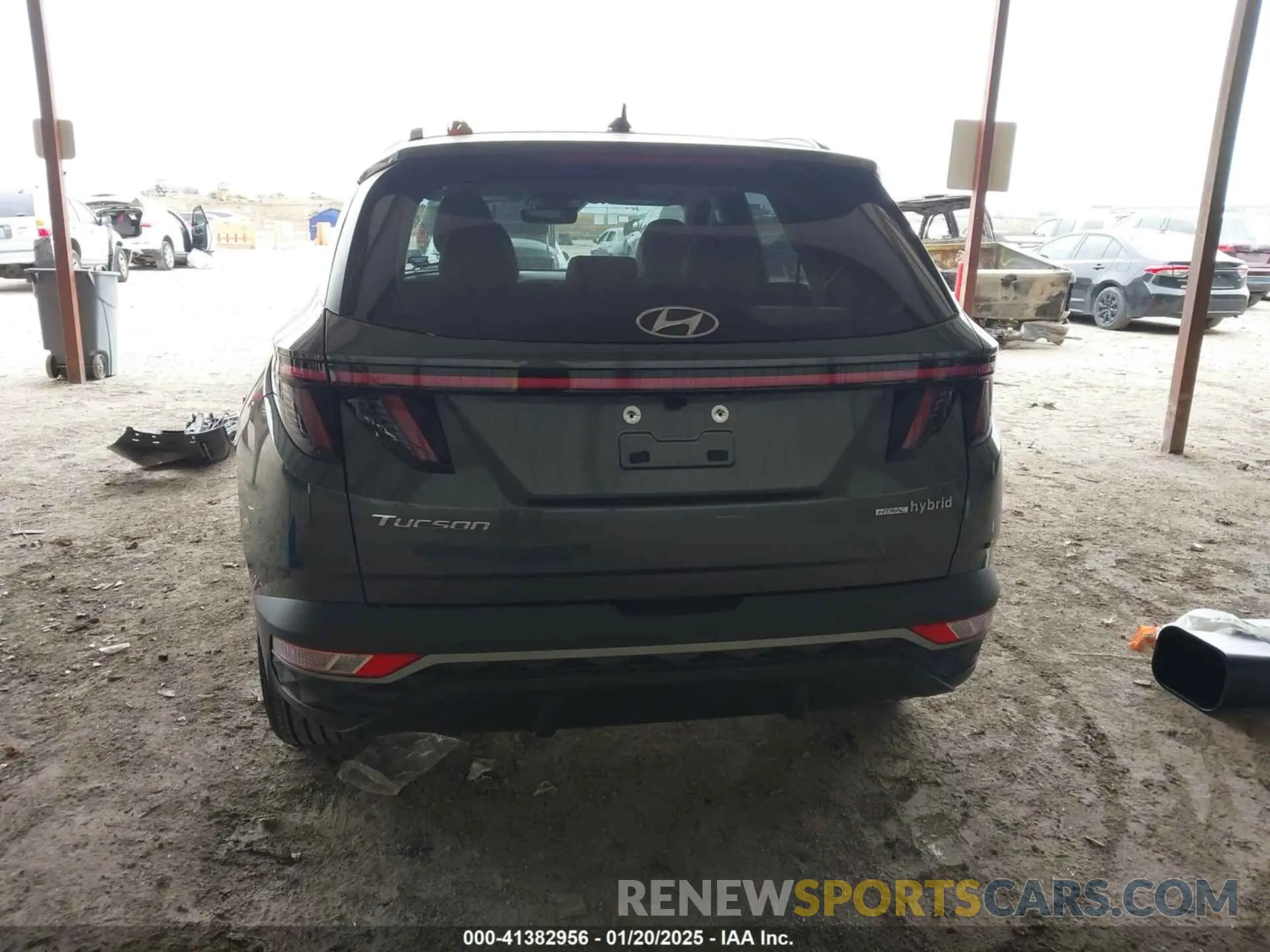 17 Photograph of a damaged car KM8JFCA16PU123747 HYUNDAI TUCSON HYBRID 2023