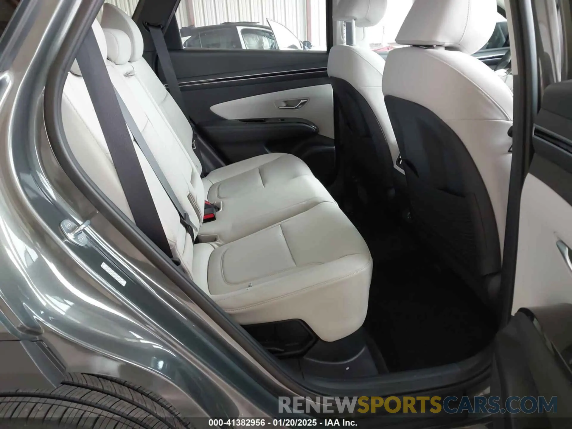 8 Photograph of a damaged car KM8JFCA16PU123747 HYUNDAI TUCSON HYBRID 2023