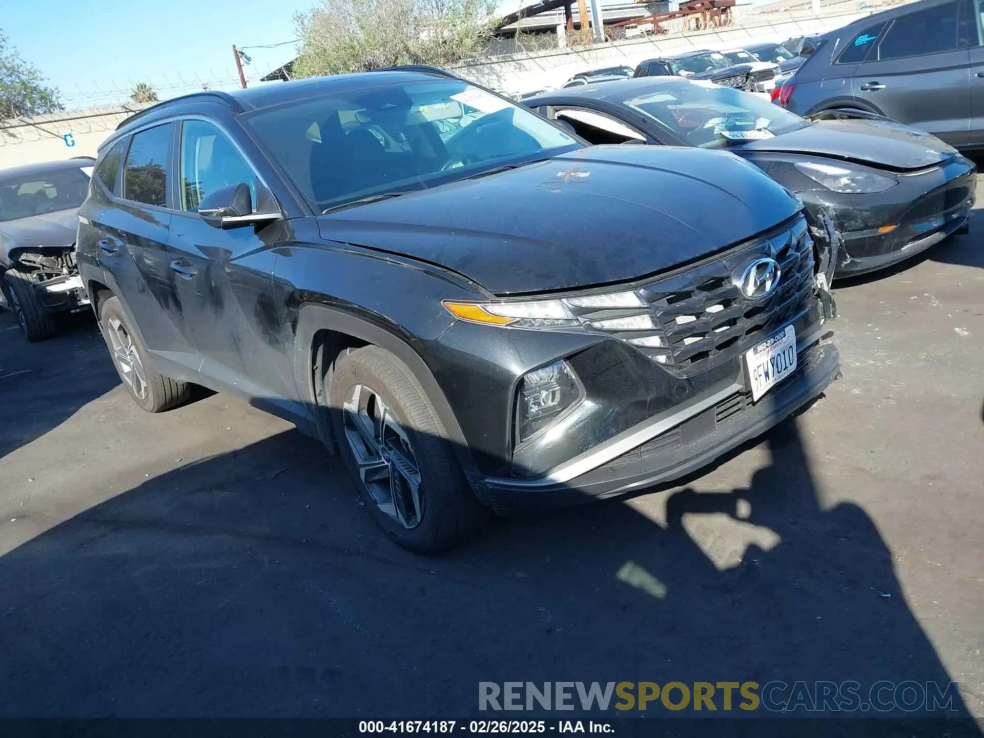1 Photograph of a damaged car KM8JFCA18PU106335 HYUNDAI TUCSON HYBRID 2023