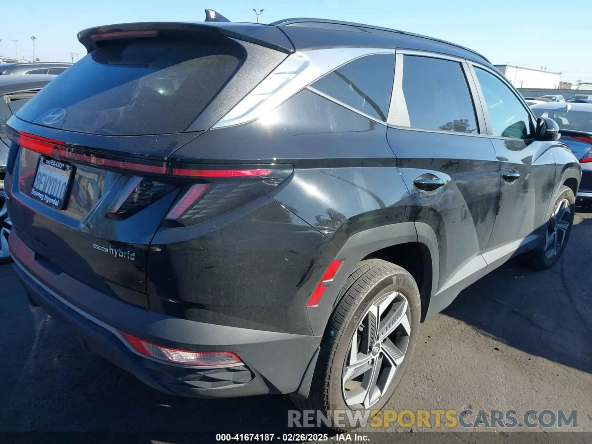 4 Photograph of a damaged car KM8JFCA18PU106335 HYUNDAI TUCSON HYBRID 2023
