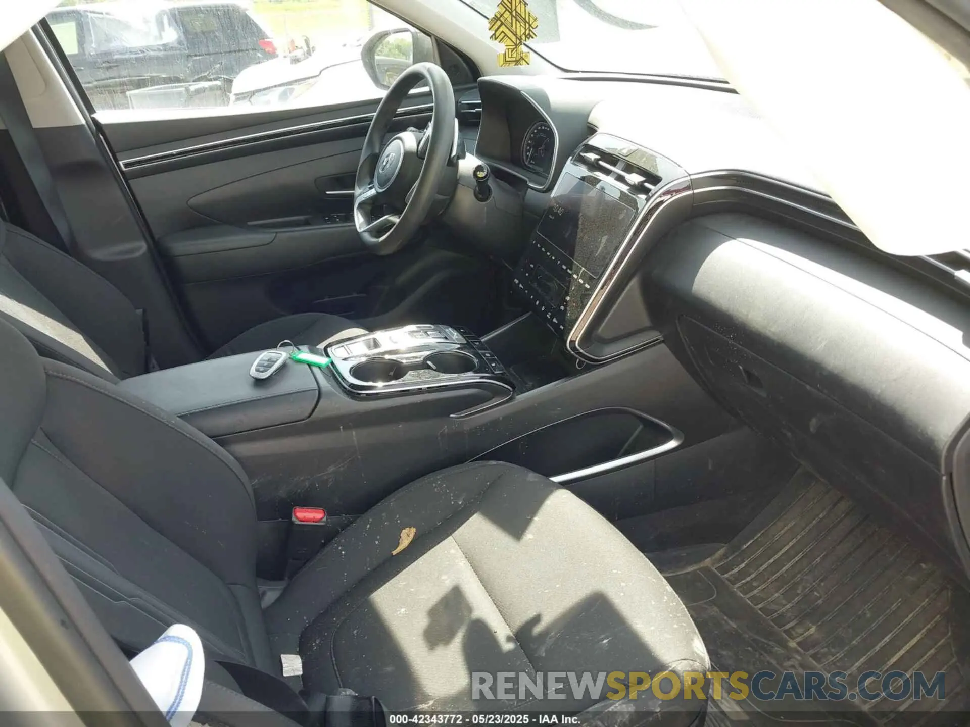 5 Photograph of a damaged car KM8JBCD11RU192226 HYUNDAI TUCSON HYBRID 2024