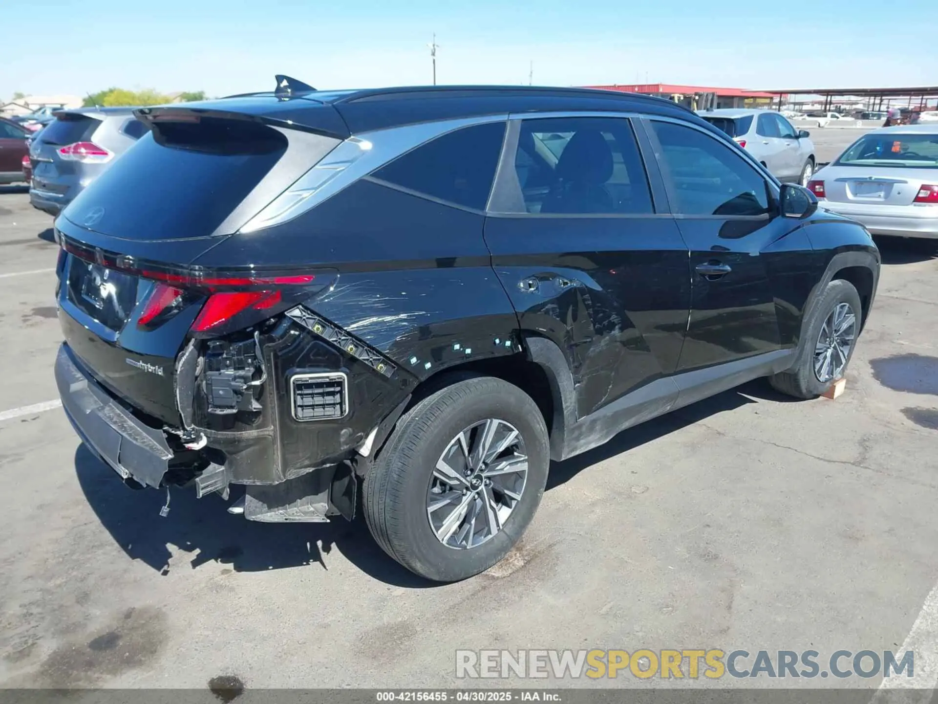 4 Photograph of a damaged car KM8JBCD13RU227574 HYUNDAI TUCSON HYBRID 2024