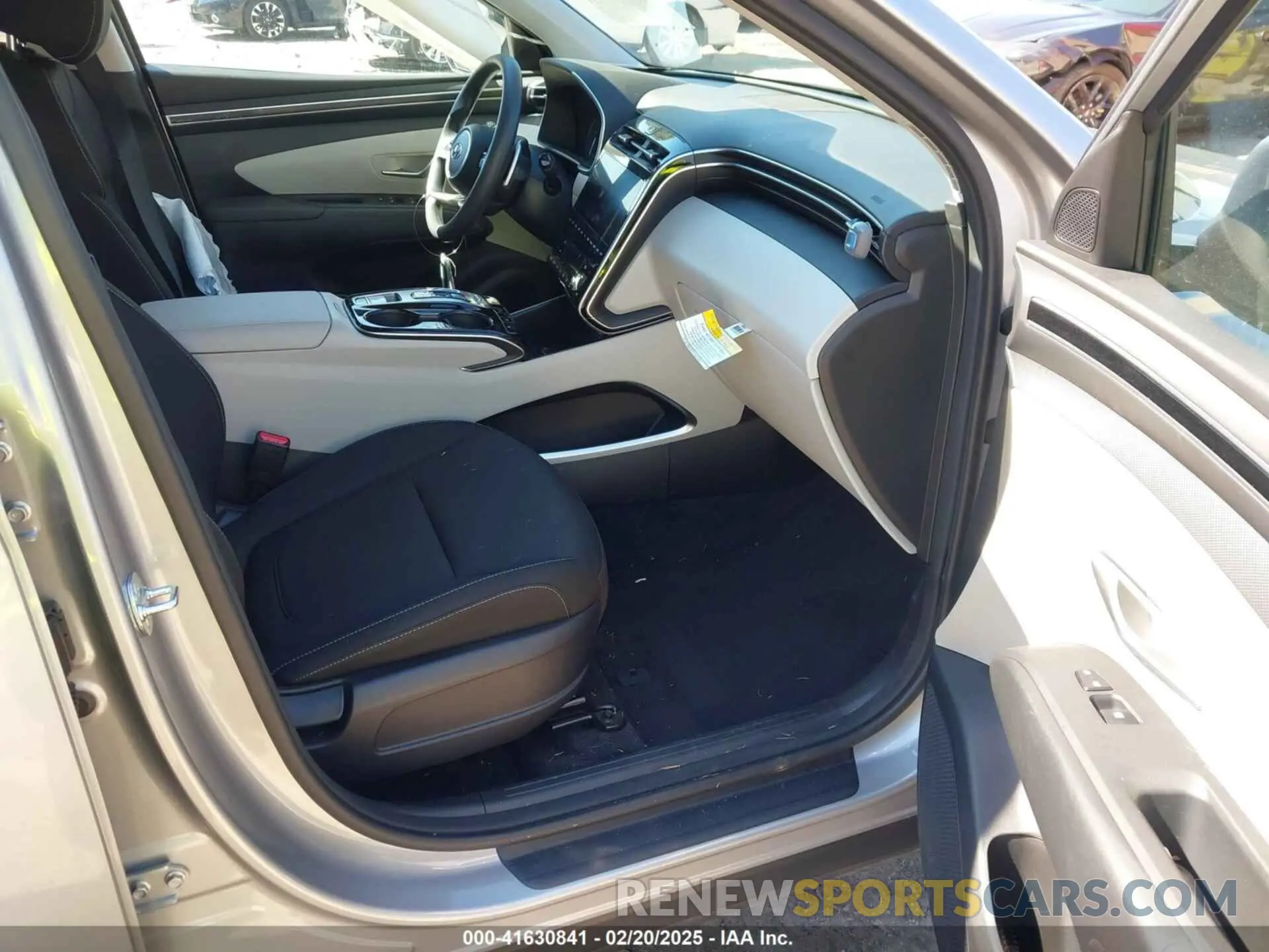 5 Photograph of a damaged car KM8JBCD14RU218673 HYUNDAI TUCSON HYBRID 2024