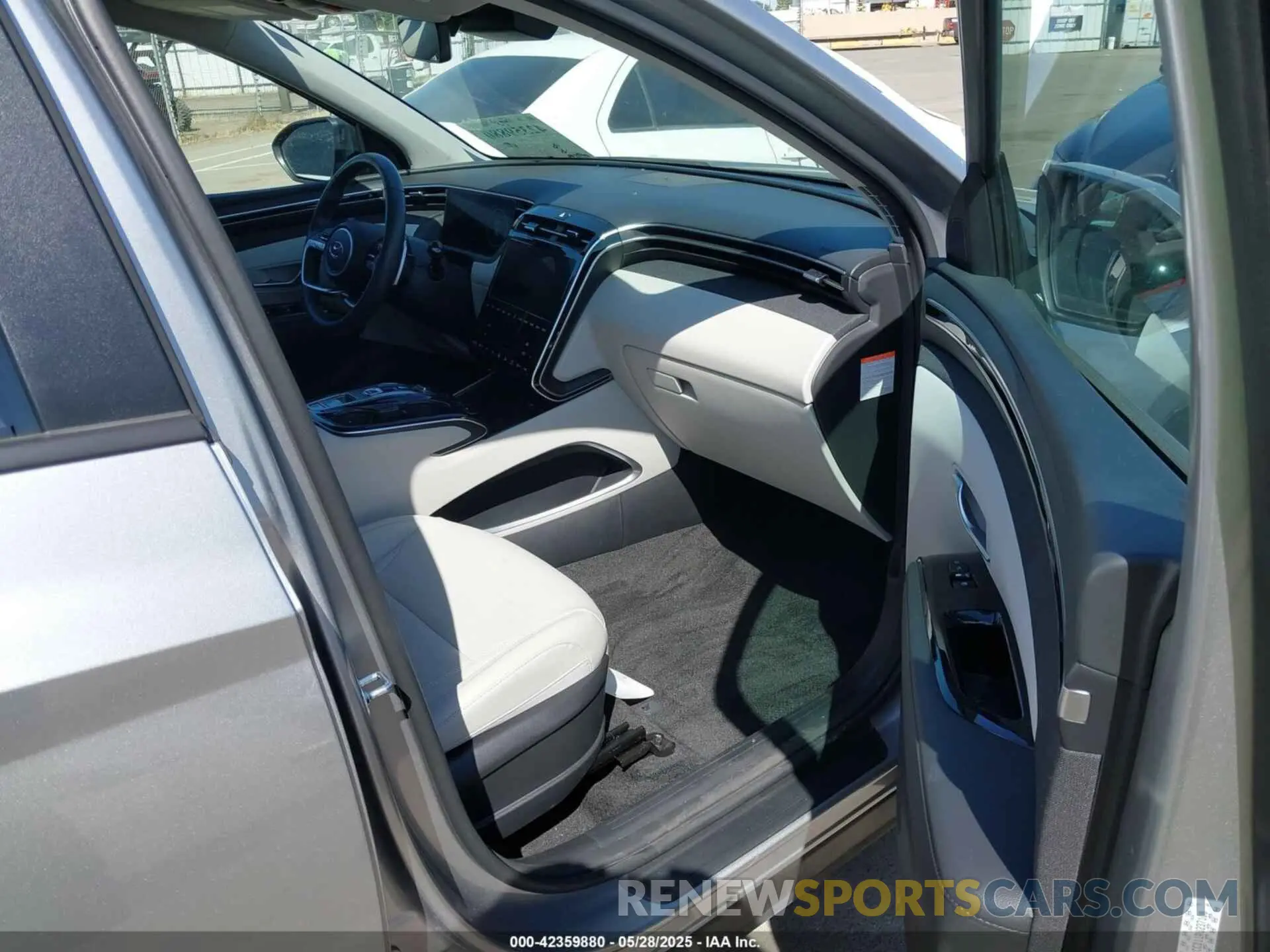 5 Photograph of a damaged car KM8JCCD11RU237100 HYUNDAI TUCSON HYBRID 2024