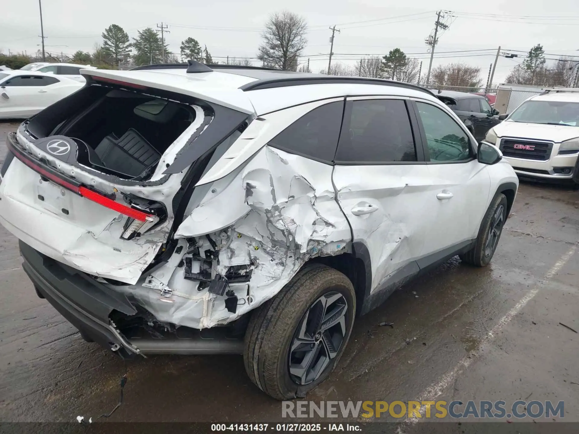 4 Photograph of a damaged car KM8JCCD15RU193408 HYUNDAI TUCSON HYBRID 2024