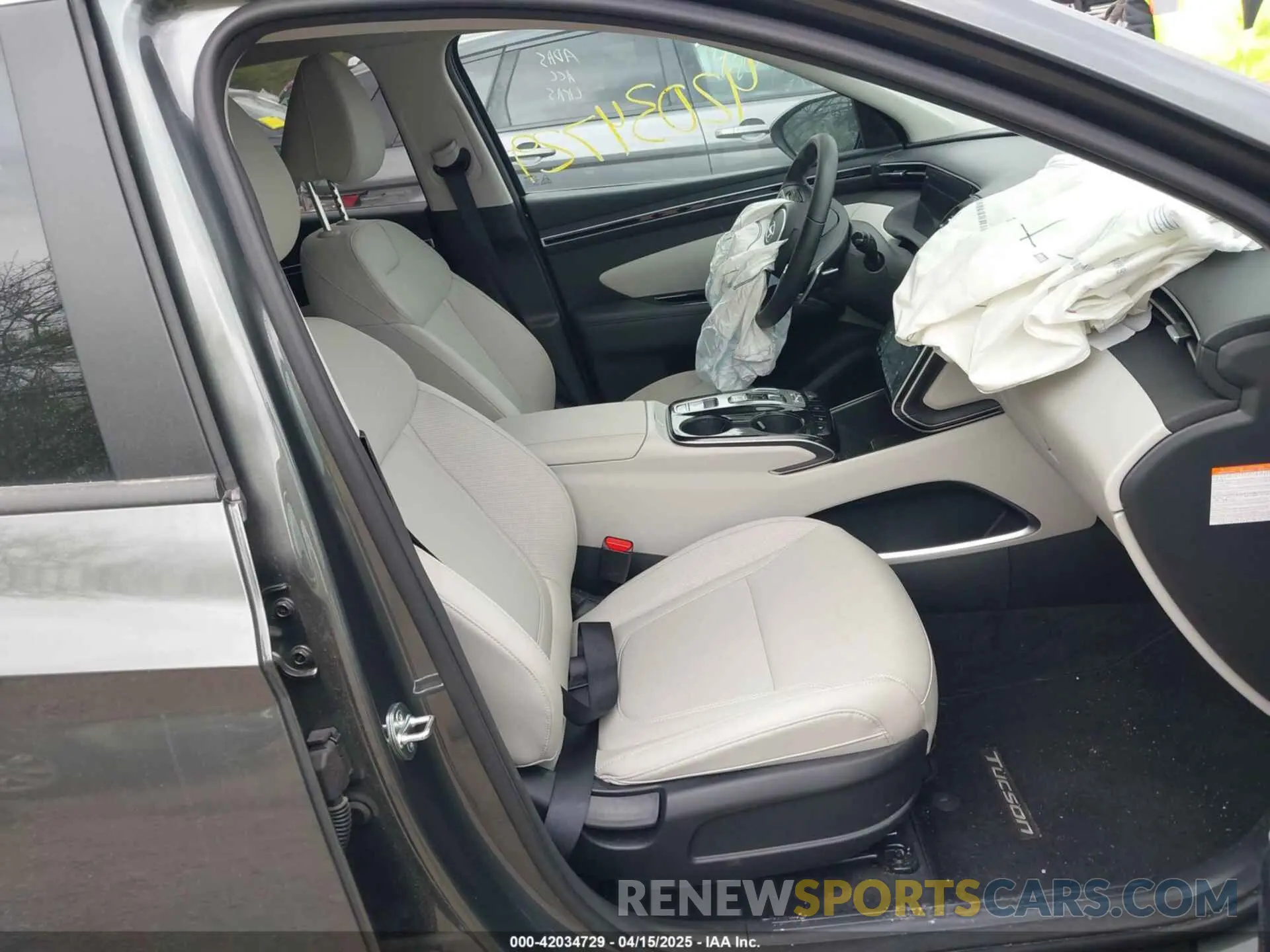 5 Photograph of a damaged car KM8JCCD18RU203400 HYUNDAI TUCSON HYBRID 2024