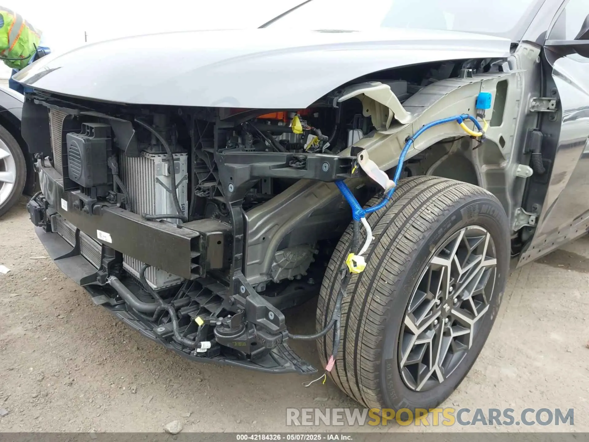 6 Photograph of a damaged car KM8JFCD10RU145581 HYUNDAI TUCSON HYBRID 2024