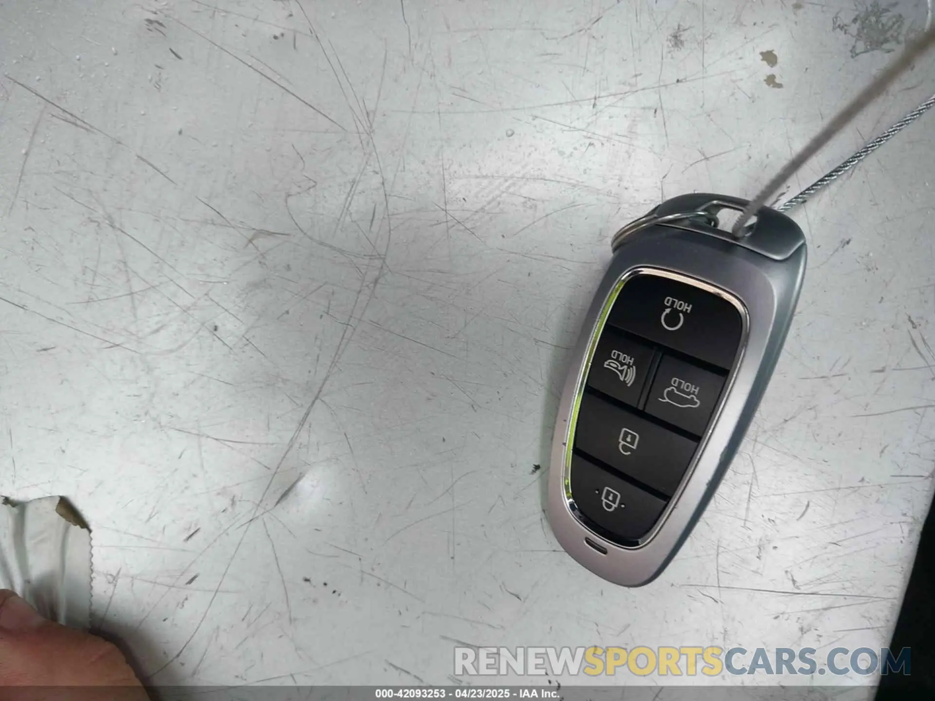 11 Photograph of a damaged car KM8JFCD11RU181165 HYUNDAI TUCSON HYBRID 2024