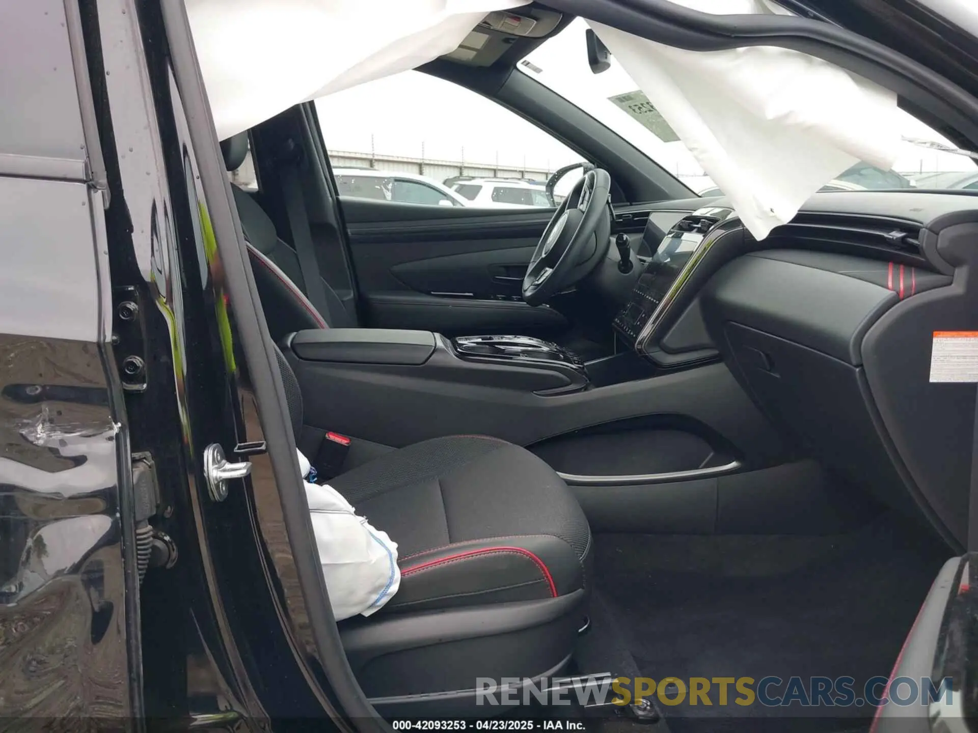 5 Photograph of a damaged car KM8JFCD11RU181165 HYUNDAI TUCSON HYBRID 2024
