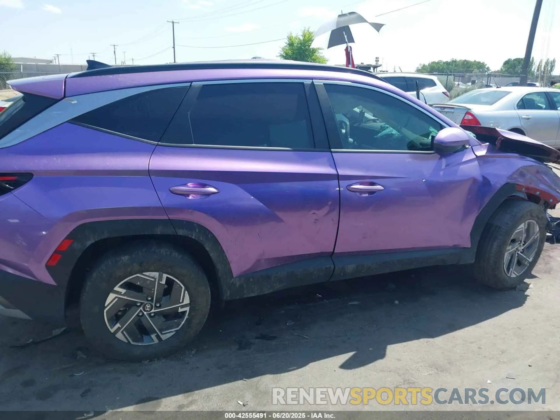 13 Photograph of a damaged car KM8JBDD16SU273699 HYUNDAI TUCSON HYBRID 2025