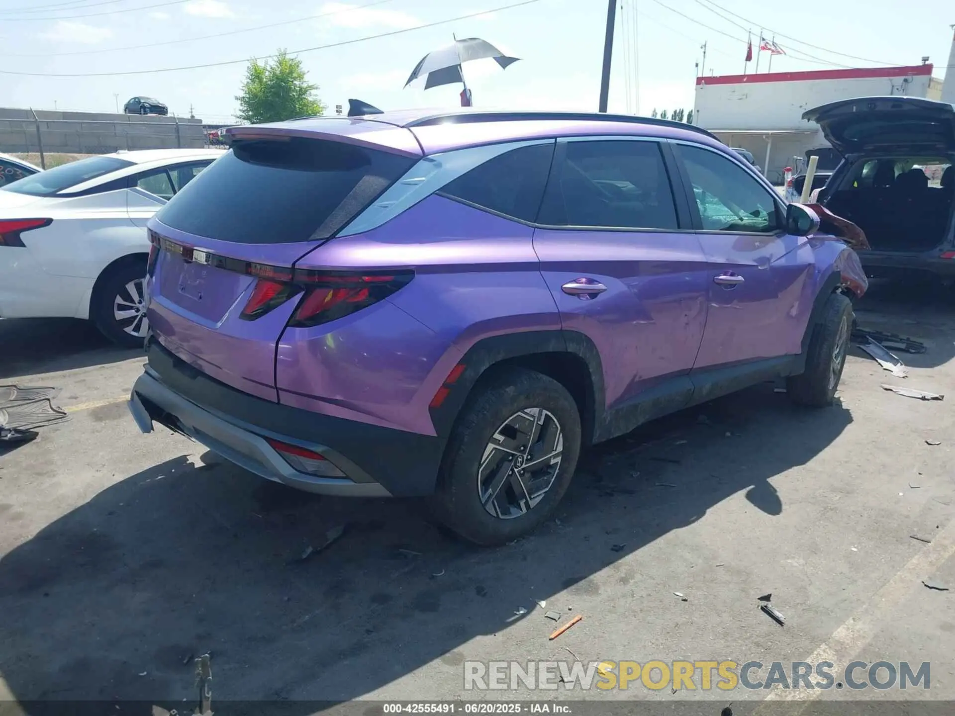 4 Photograph of a damaged car KM8JBDD16SU273699 HYUNDAI TUCSON HYBRID 2025