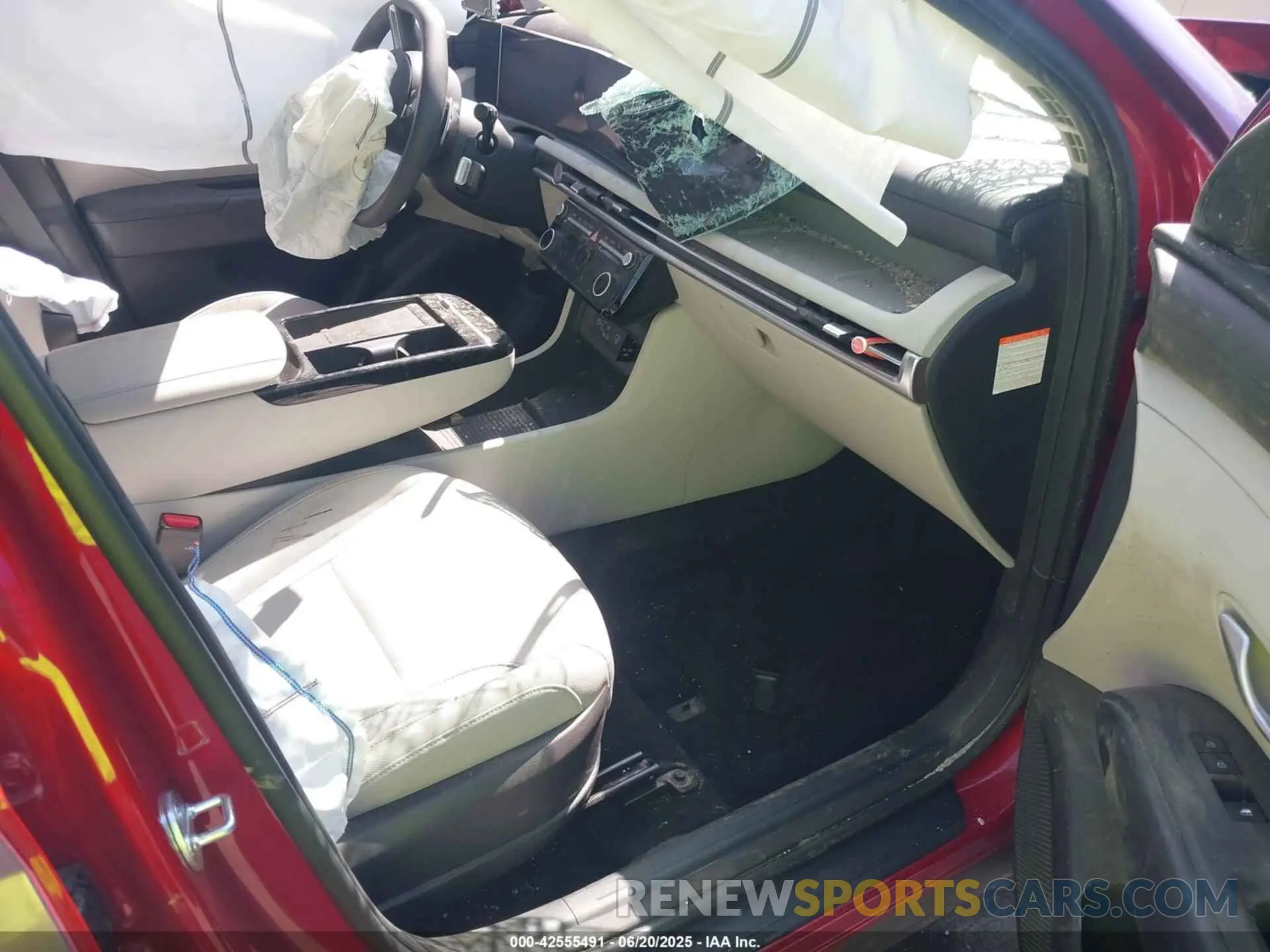 5 Photograph of a damaged car KM8JBDD16SU273699 HYUNDAI TUCSON HYBRID 2025