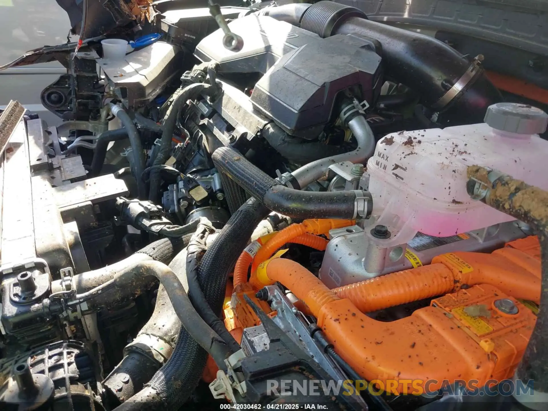 10 Photograph of a damaged car KM8JBDD19SU310342 HYUNDAI TUCSON HYBRID 2025