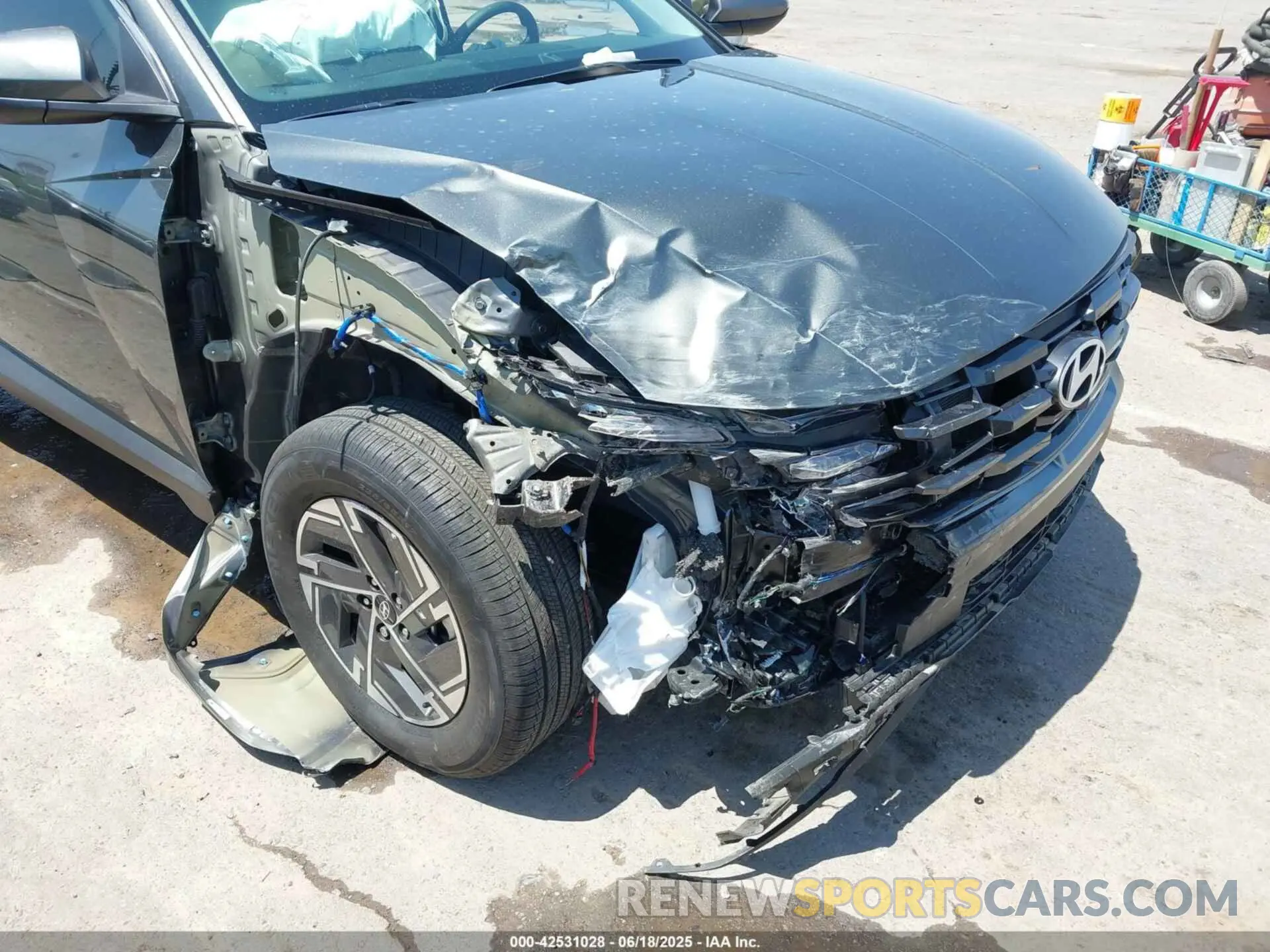 6 Photograph of a damaged car KM8JBDD1XSU273205 HYUNDAI TUCSON HYBRID 2025