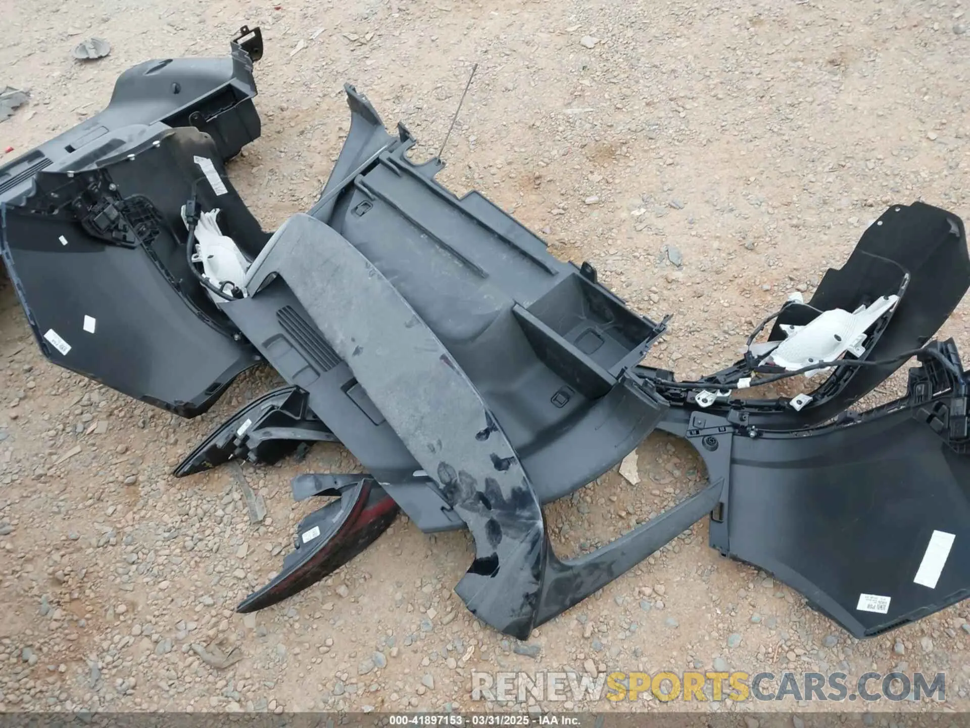 12 Photograph of a damaged car KM8JCDD11SU268598 HYUNDAI TUCSON HYBRID 2025