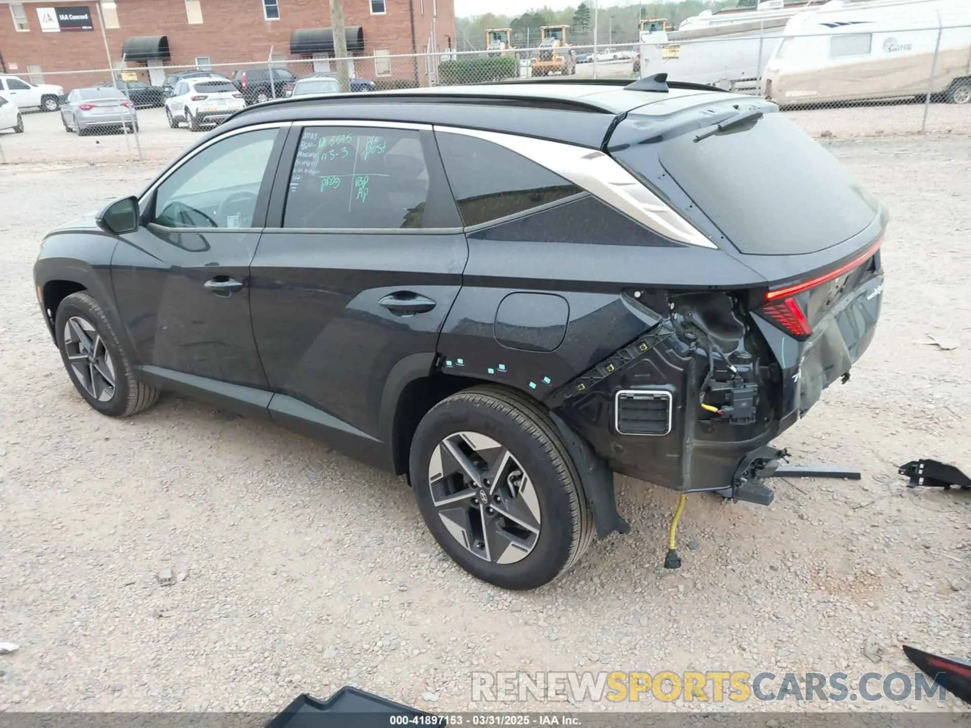 3 Photograph of a damaged car KM8JCDD11SU268598 HYUNDAI TUCSON HYBRID 2025