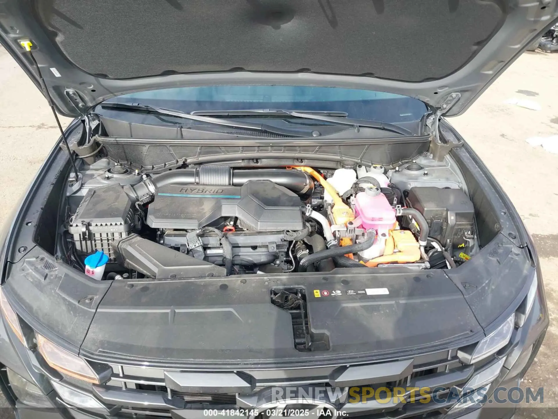 10 Photograph of a damaged car KM8JCDD14SU261256 HYUNDAI TUCSON HYBRID 2025