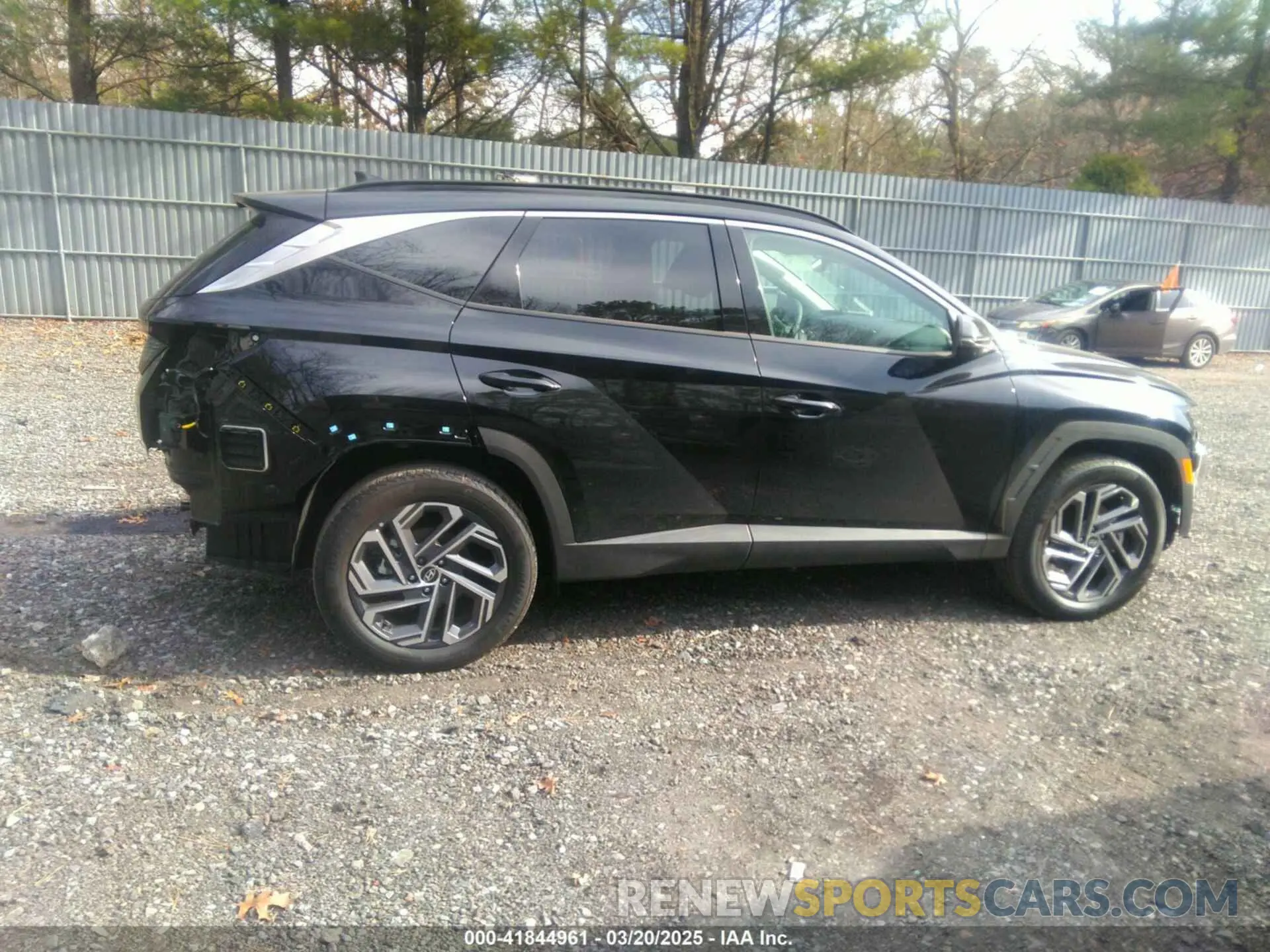 13 Photograph of a damaged car KM8JEDD11SU277117 HYUNDAI TUCSON HYBRID 2025