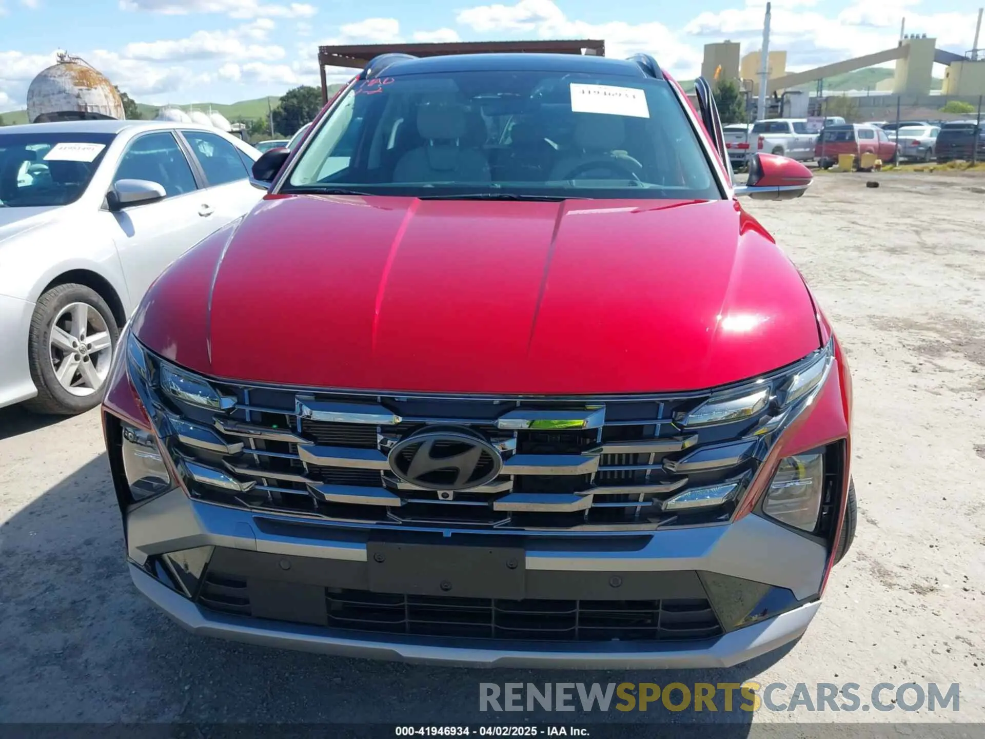 11 Photograph of a damaged car KM8JEDD14SU261574 HYUNDAI TUCSON HYBRID 2025