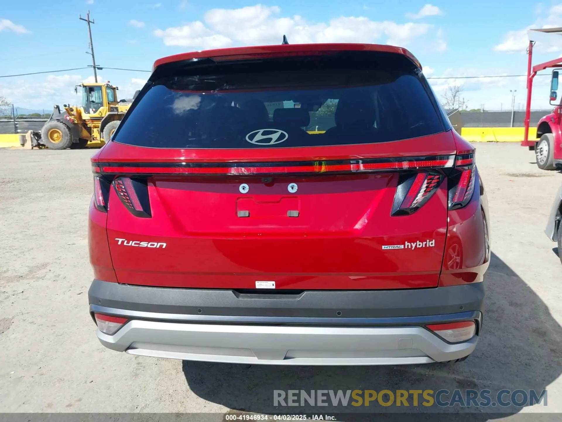 15 Photograph of a damaged car KM8JEDD14SU261574 HYUNDAI TUCSON HYBRID 2025