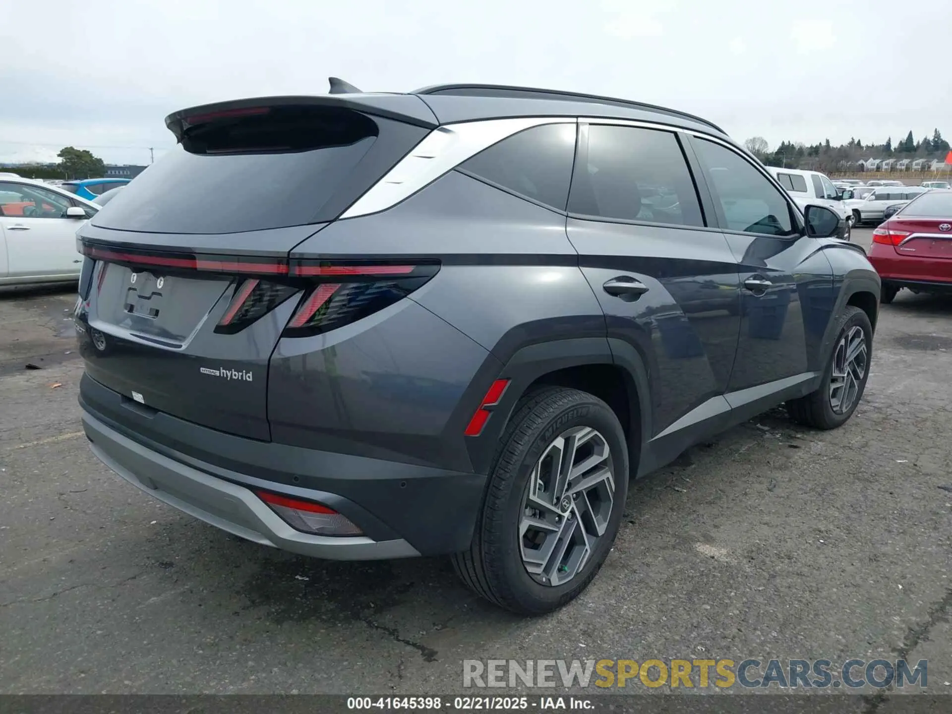 4 Photograph of a damaged car KM8JEDD18SU260671 HYUNDAI TUCSON HYBRID 2025