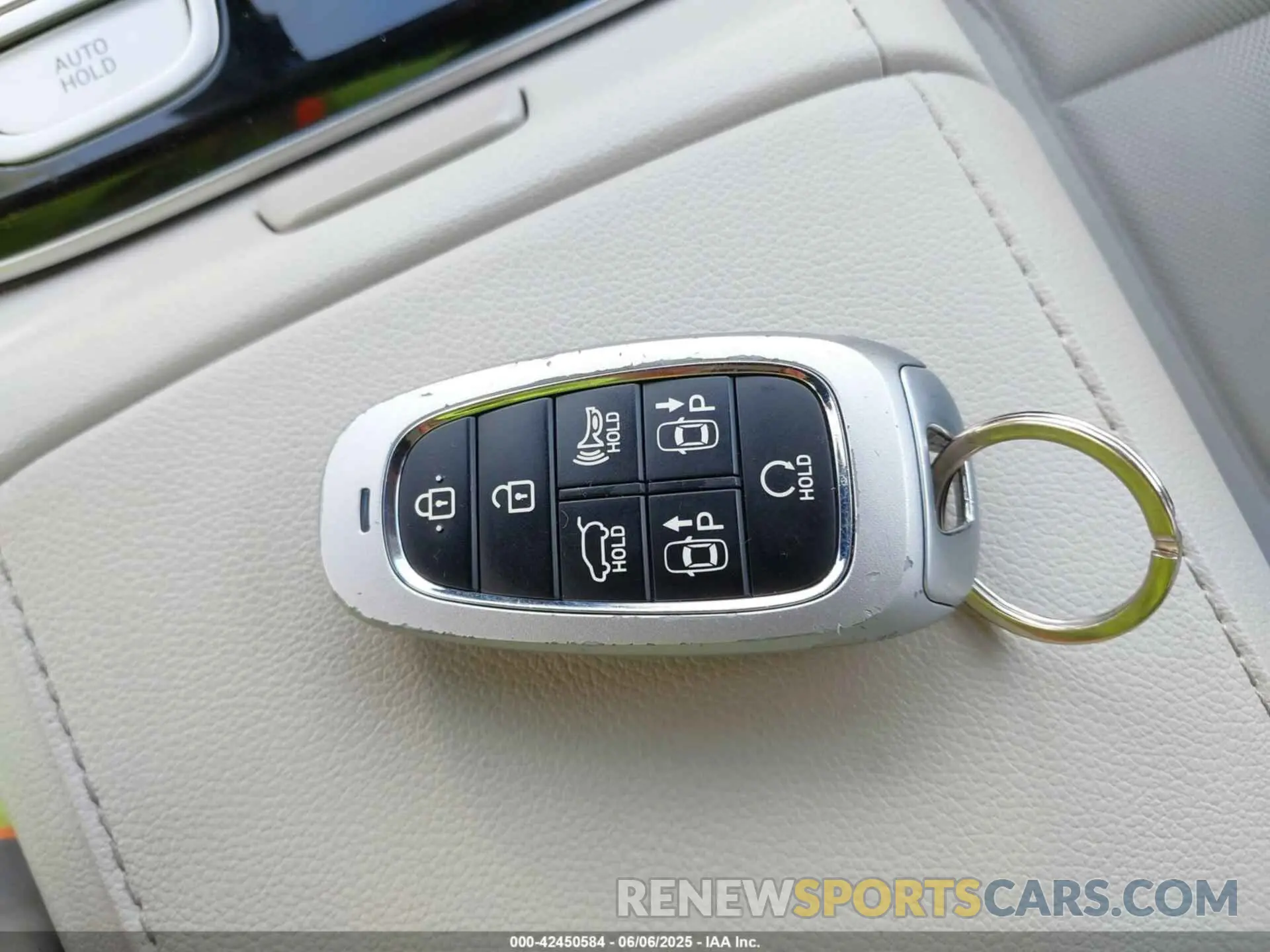 11 Photograph of a damaged car KM8JFDA26NU073735 HYUNDAI TUCSON PLUG-IN HYBRID 2022