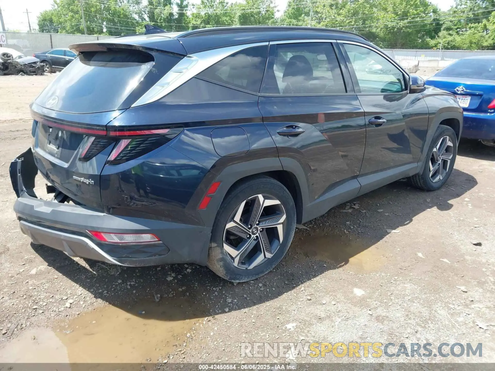 4 Photograph of a damaged car KM8JFDA26NU073735 HYUNDAI TUCSON PLUG-IN HYBRID 2022