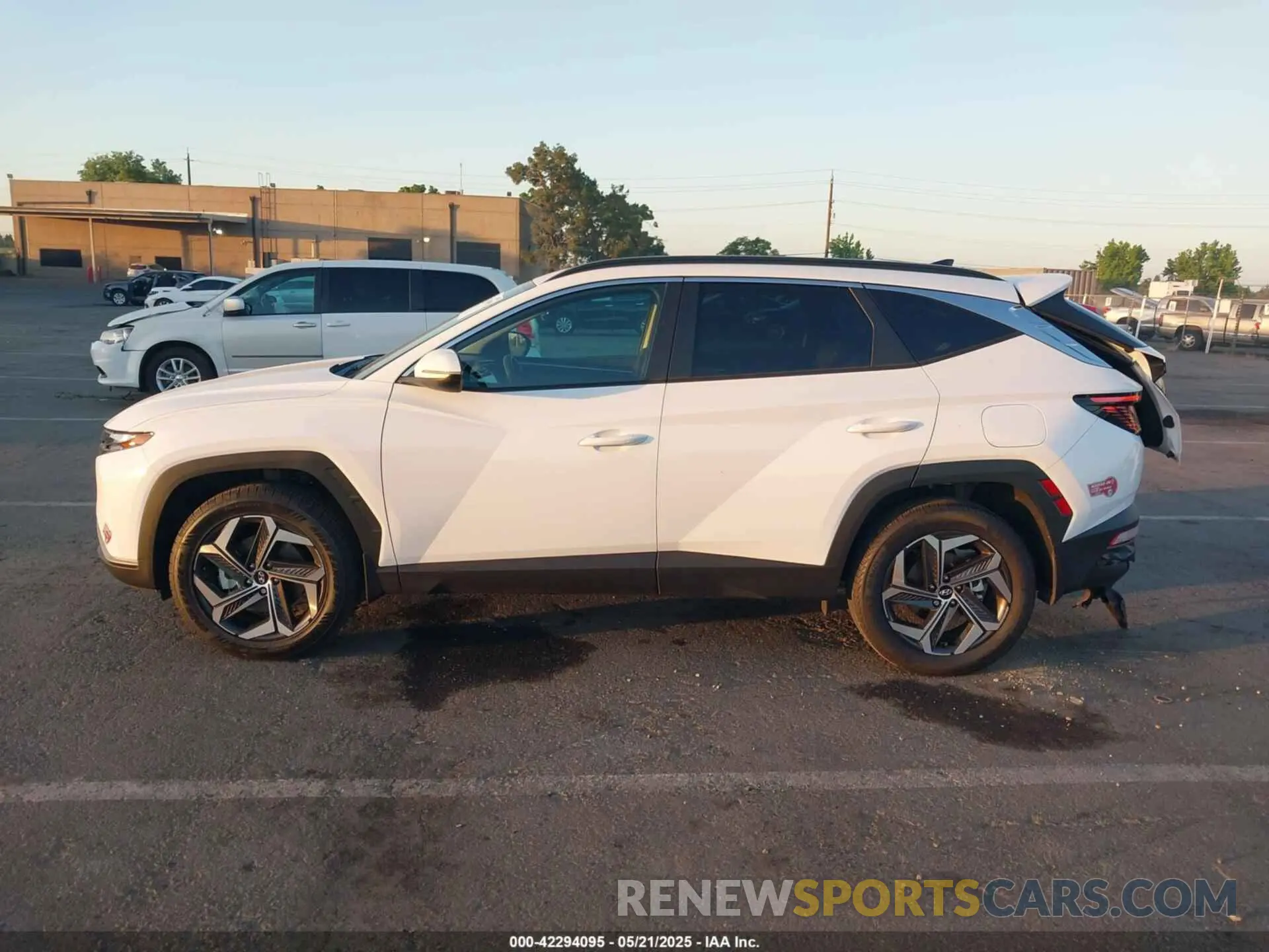 14 Photograph of a damaged car KM8JBDA24PU127385 HYUNDAI TUCSON PLUG-IN HYBRID 2023