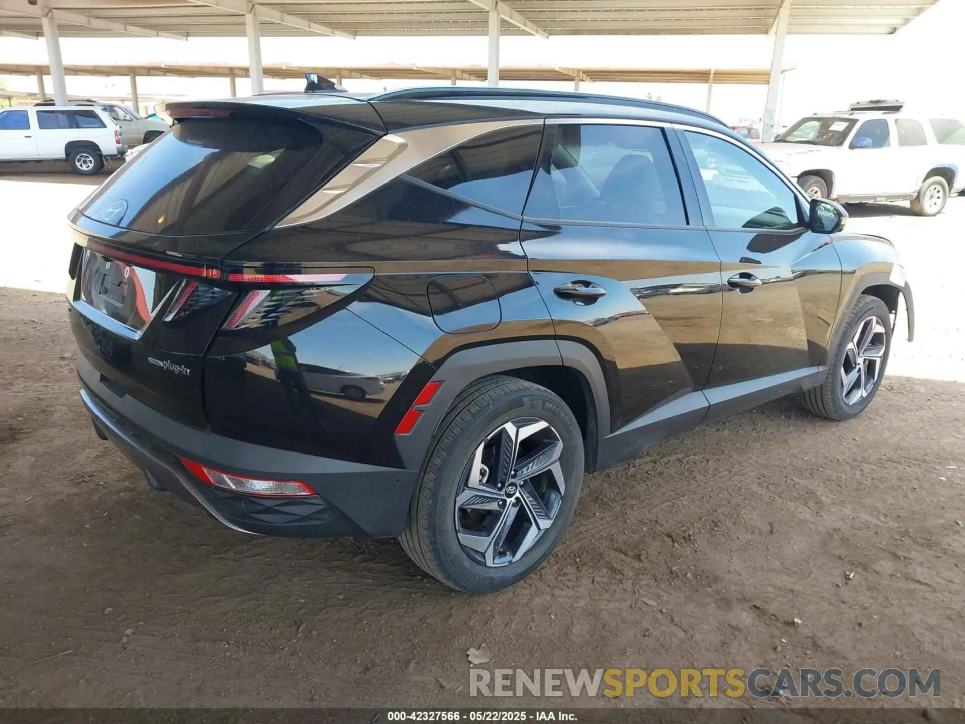 4 Photograph of a damaged car KM8JFDD20RU157938 HYUNDAI TUCSON PLUG-IN HYBRID 2024