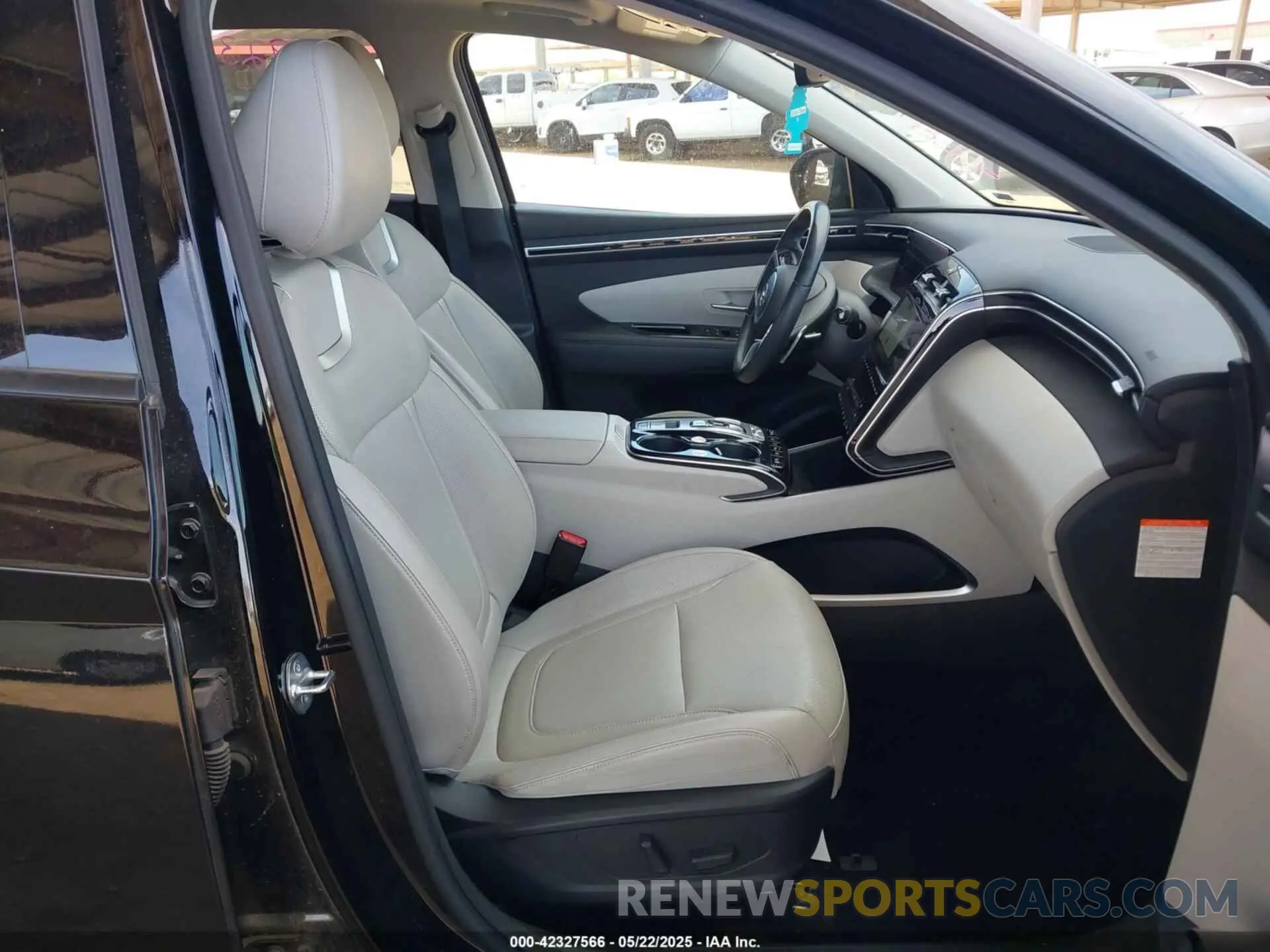 5 Photograph of a damaged car KM8JFDD20RU157938 HYUNDAI TUCSON PLUG-IN HYBRID 2024