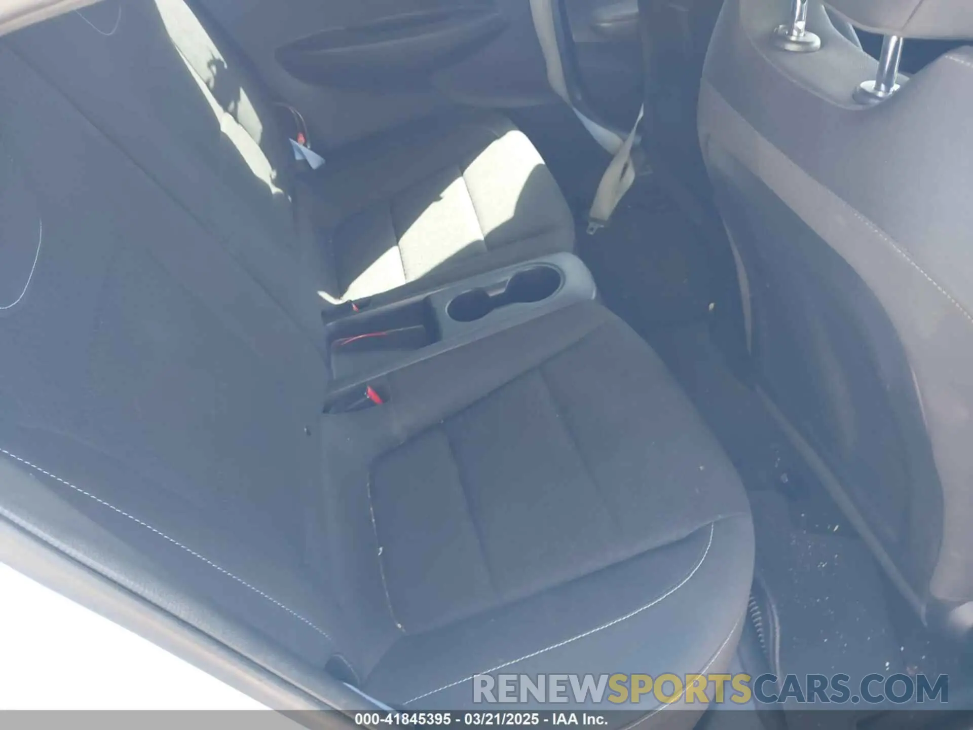 8 Photograph of a damaged car KMHT36AH3KU002747 HYUNDAI VELOSTER 2019