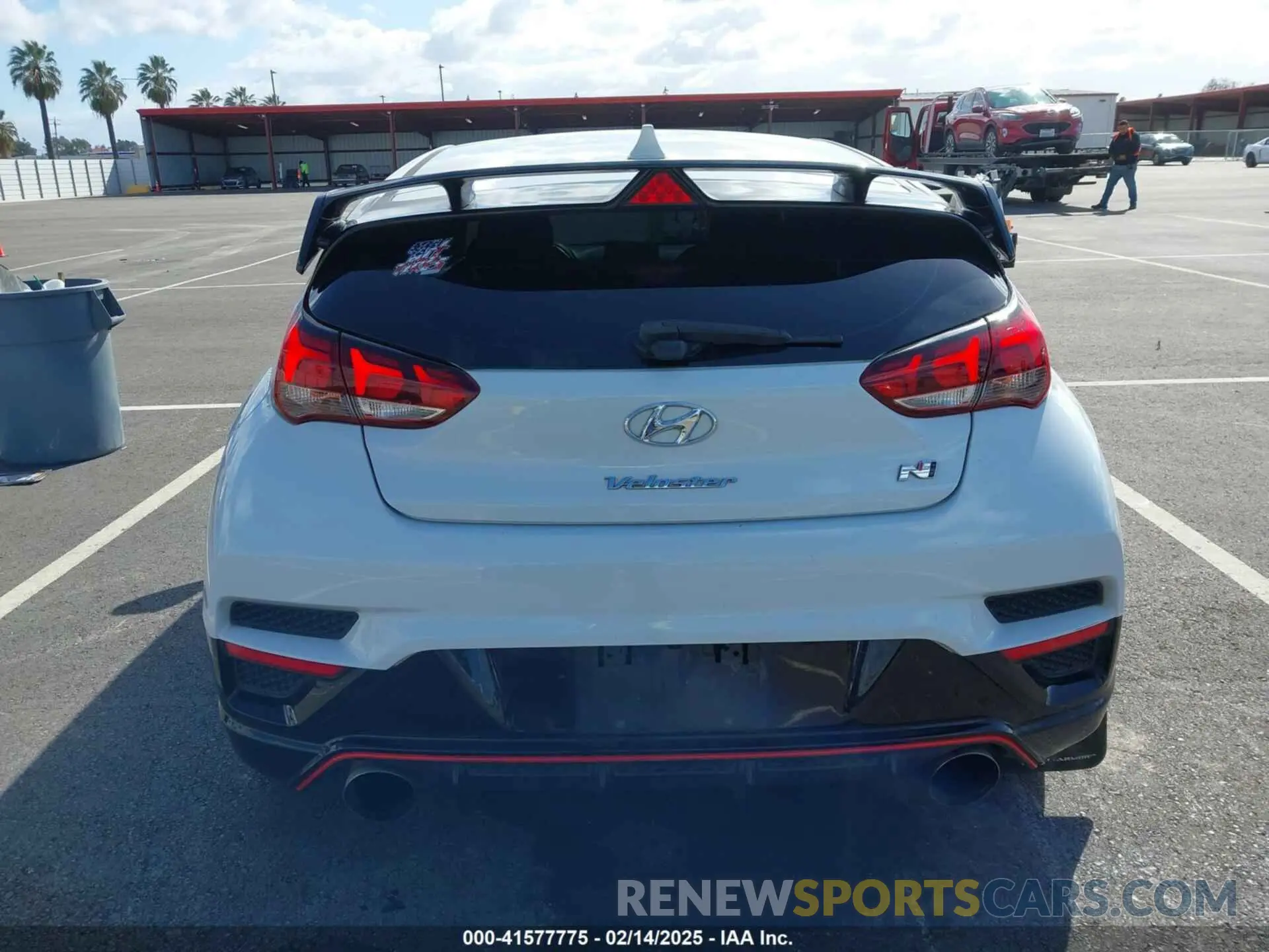 16 Photograph of a damaged car KMHT36AH6KU001916 HYUNDAI VELOSTER 2019