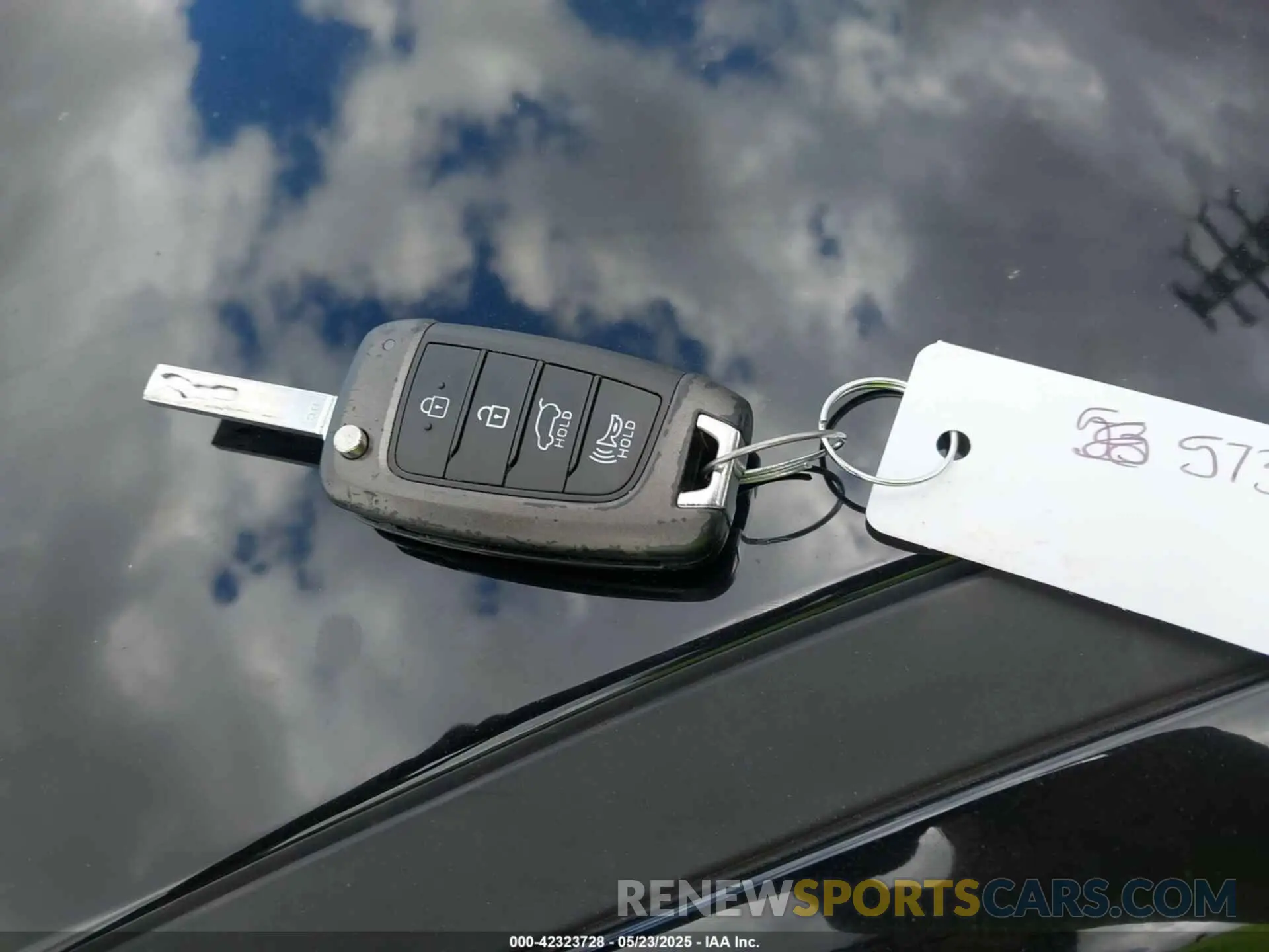 11 Photograph of a damaged car KMHTG6AF0KU006239 HYUNDAI VELOSTER 2019