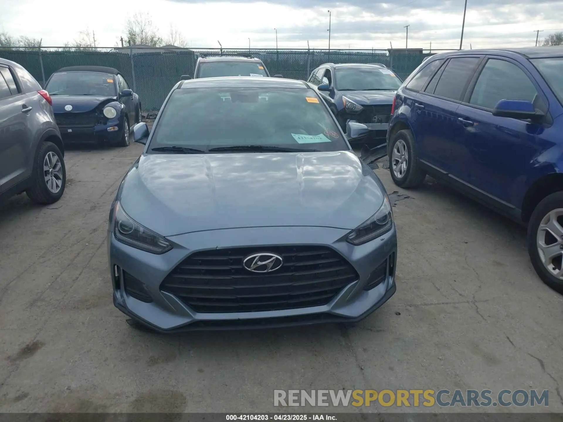 12 Photograph of a damaged car KMHTG6AF0KU017161 HYUNDAI VELOSTER 2019