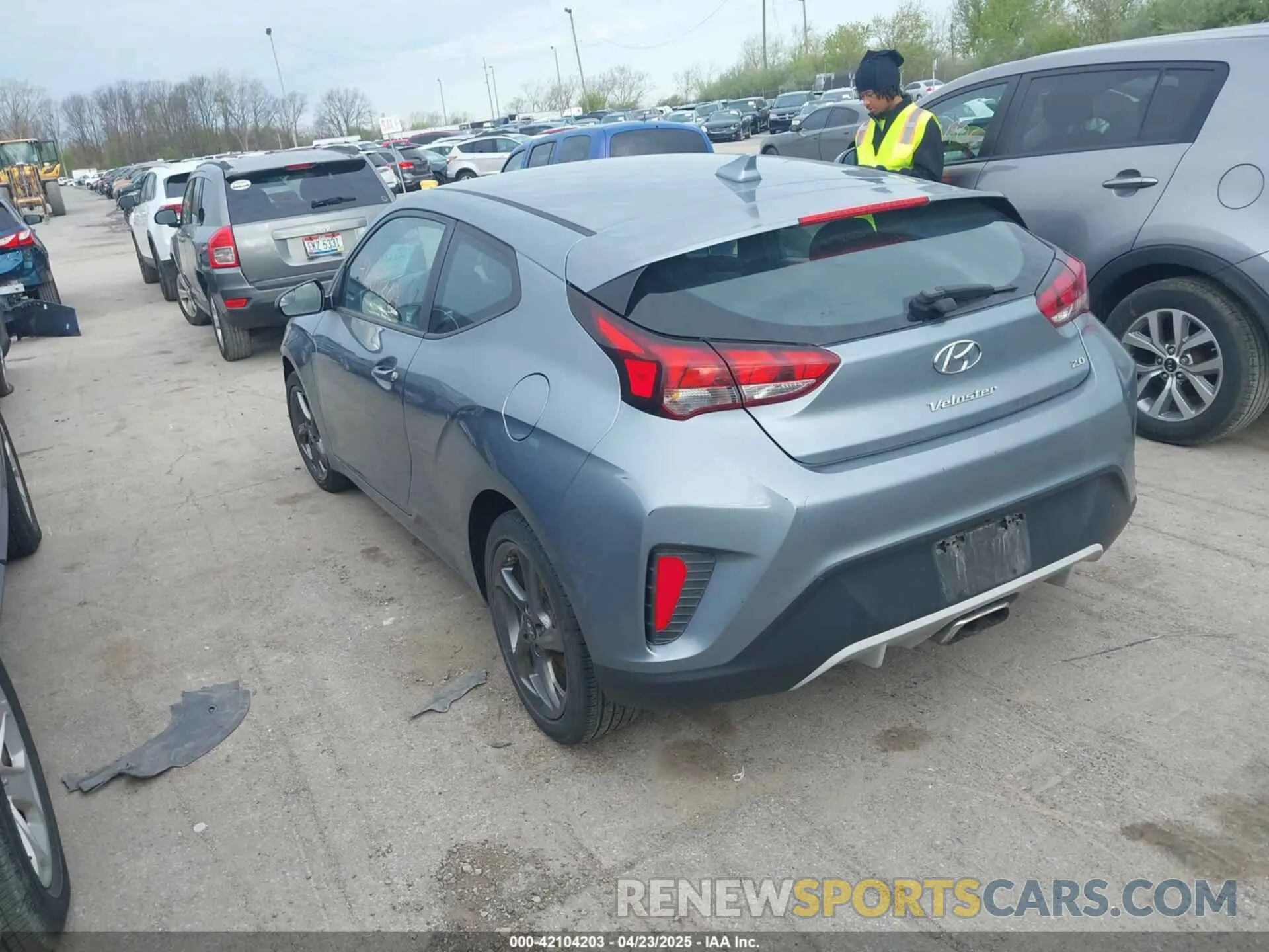 3 Photograph of a damaged car KMHTG6AF0KU017161 HYUNDAI VELOSTER 2019