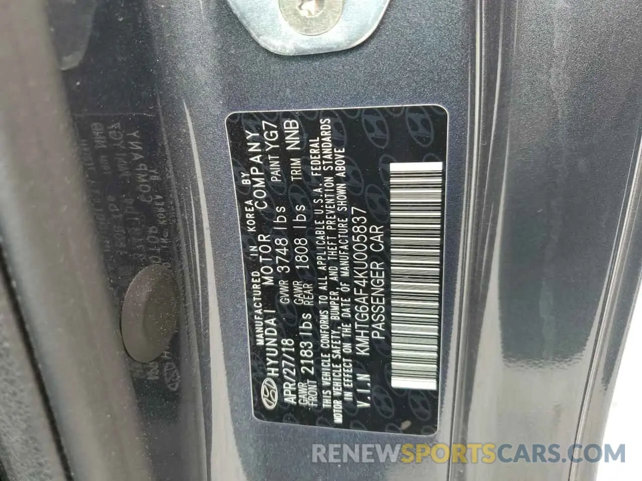 12 Photograph of a damaged car KMHTG6AF4KU005837 HYUNDAI VELOSTER 2019