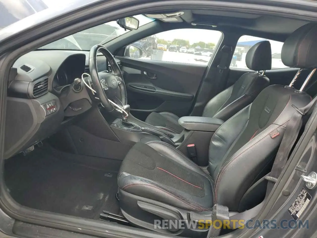 7 Photograph of a damaged car KMHTG6AF4KU005837 HYUNDAI VELOSTER 2019