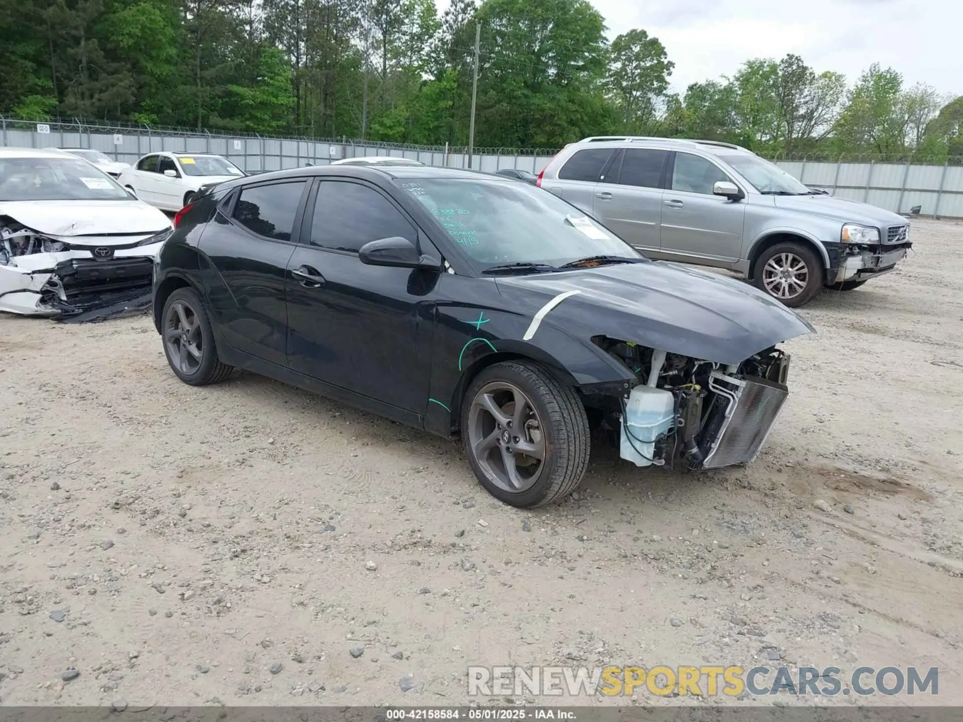 1 Photograph of a damaged car KMHTG6AF4KU010391 HYUNDAI VELOSTER 2019