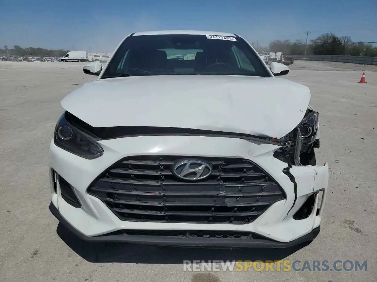 5 Photograph of a damaged car KMHTG6AF4KU013856 HYUNDAI VELOSTER 2019